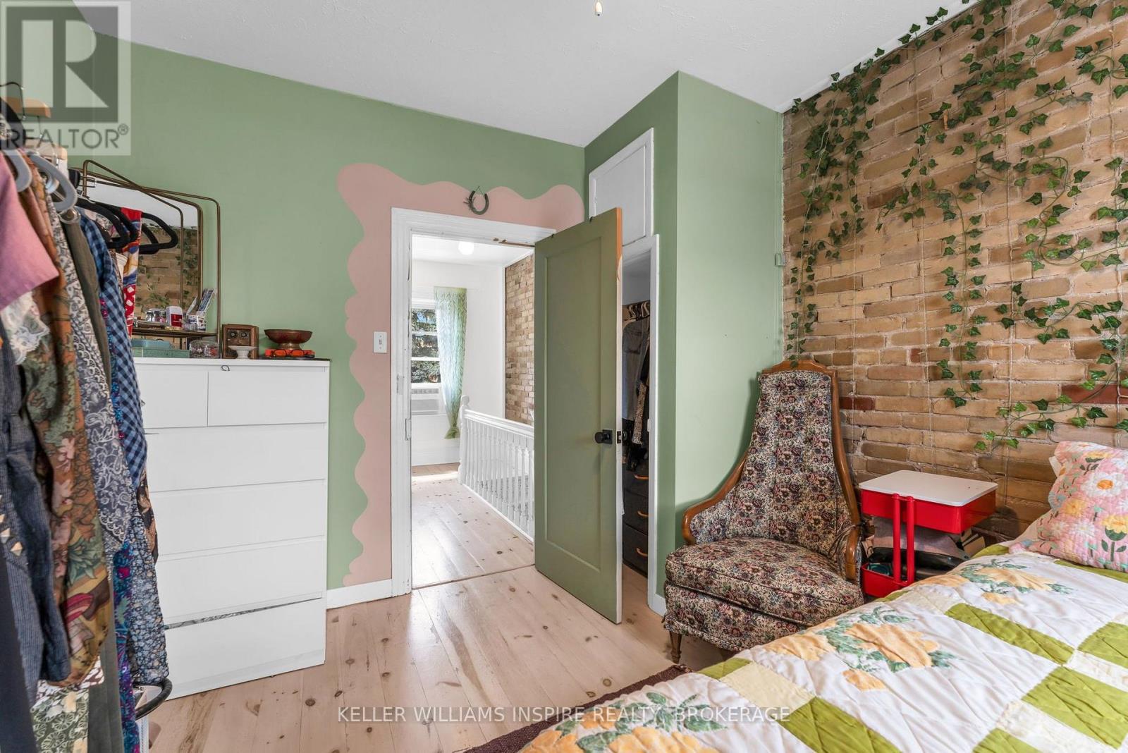 122 STEPHEN STREET - Image 37