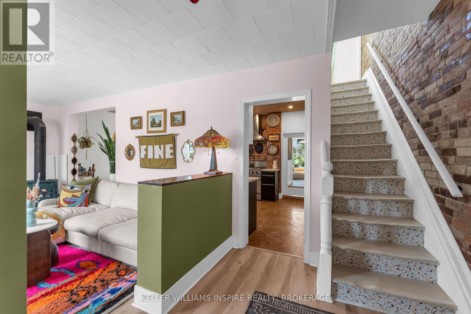 122 STEPHEN STREET - Image 8