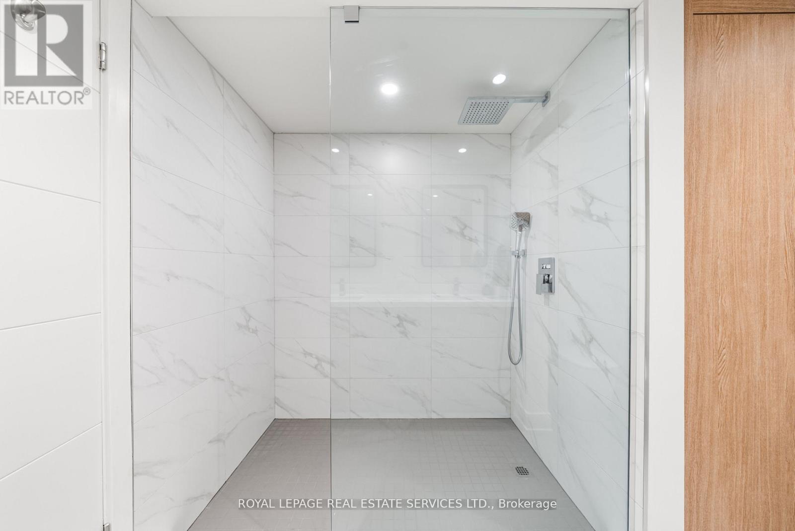 #2008 175 CUMBERLAND STREET - Image 27