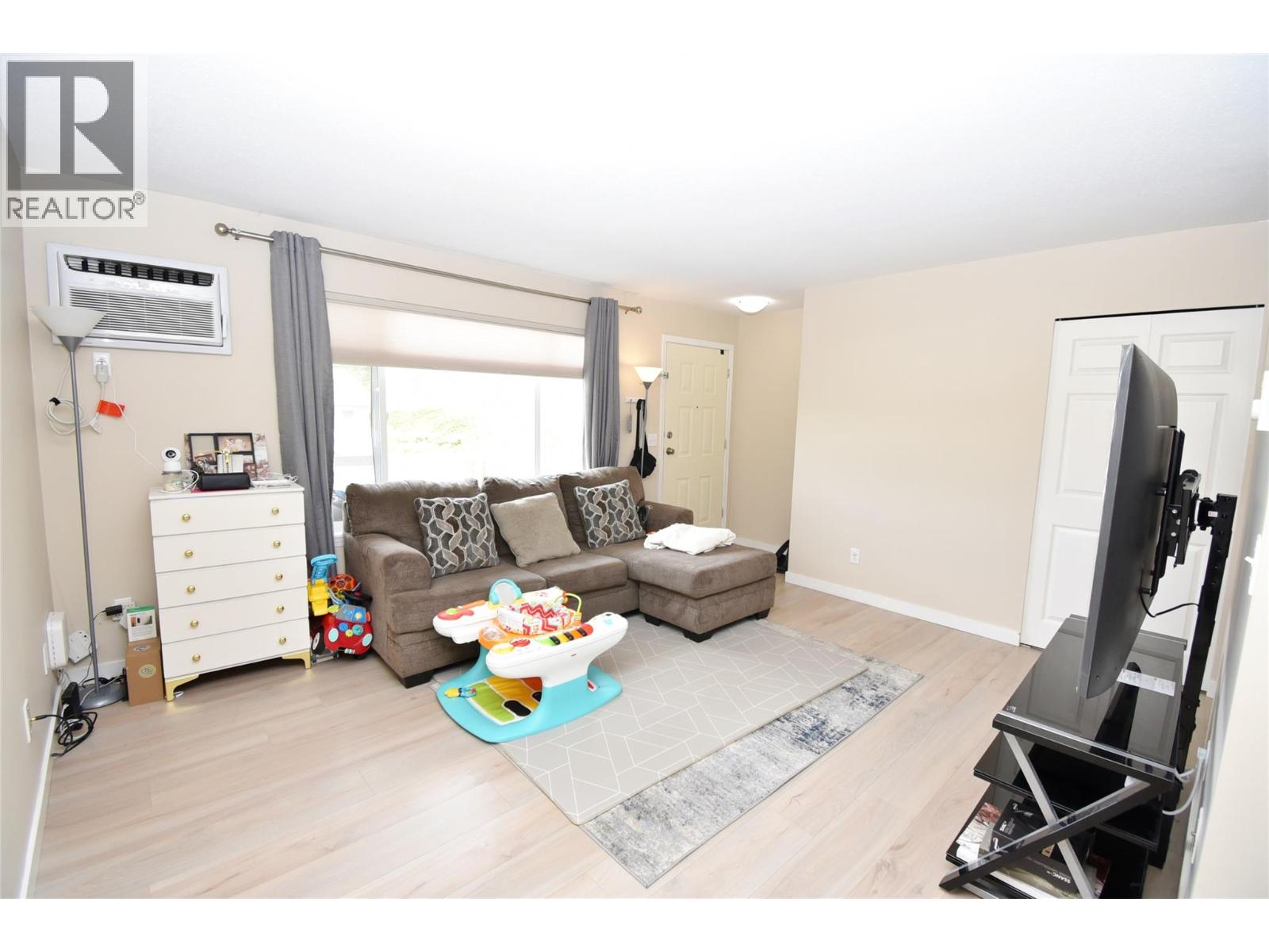 #210 505 Browne Road - Image 18