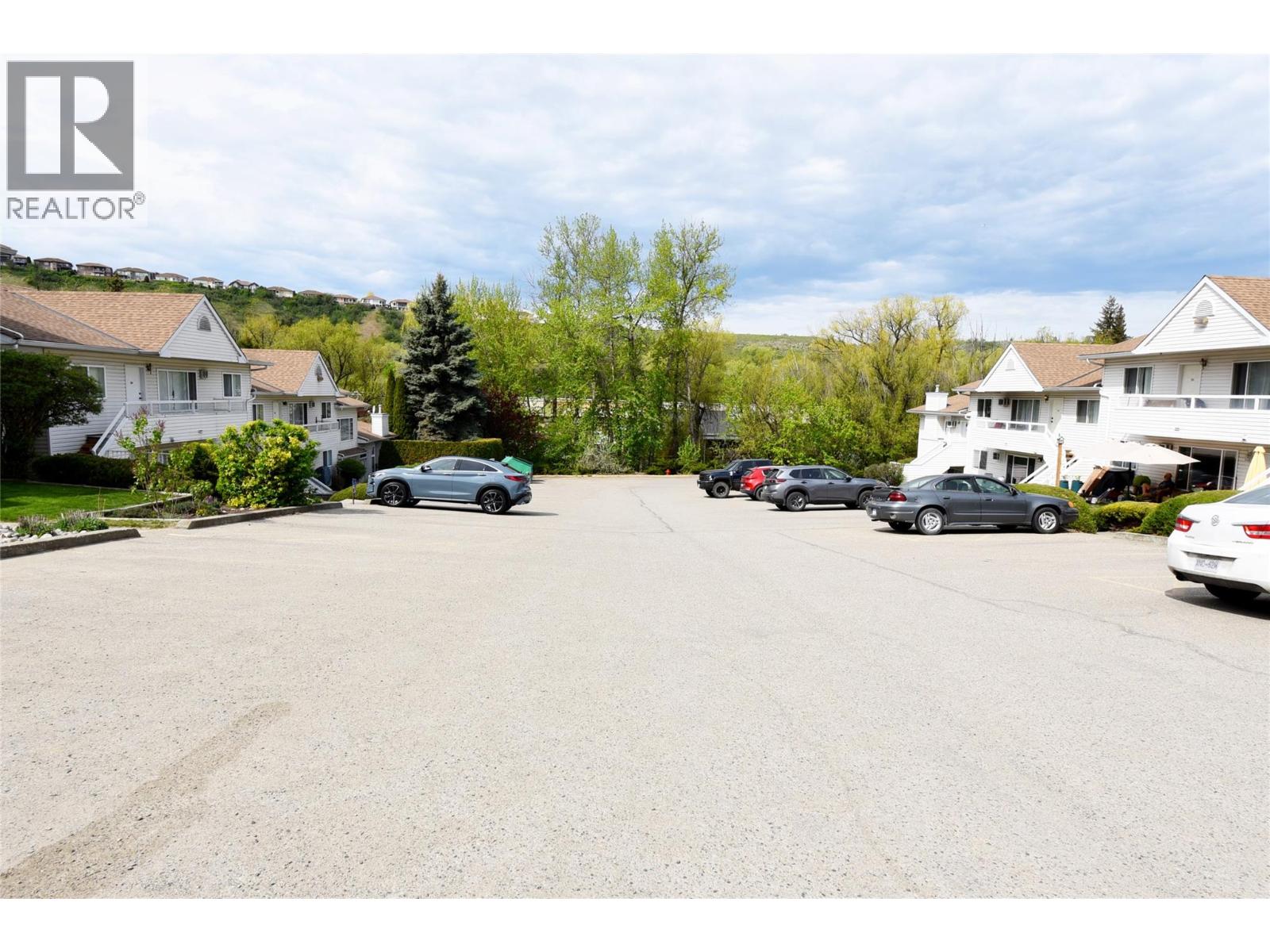 #210 505 Browne Road - 11