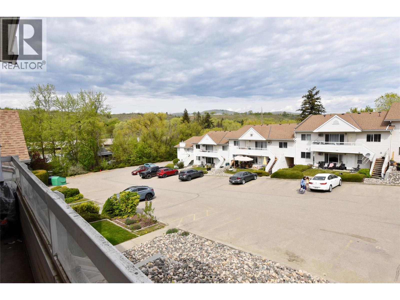 #210 505 Browne Road - 14
