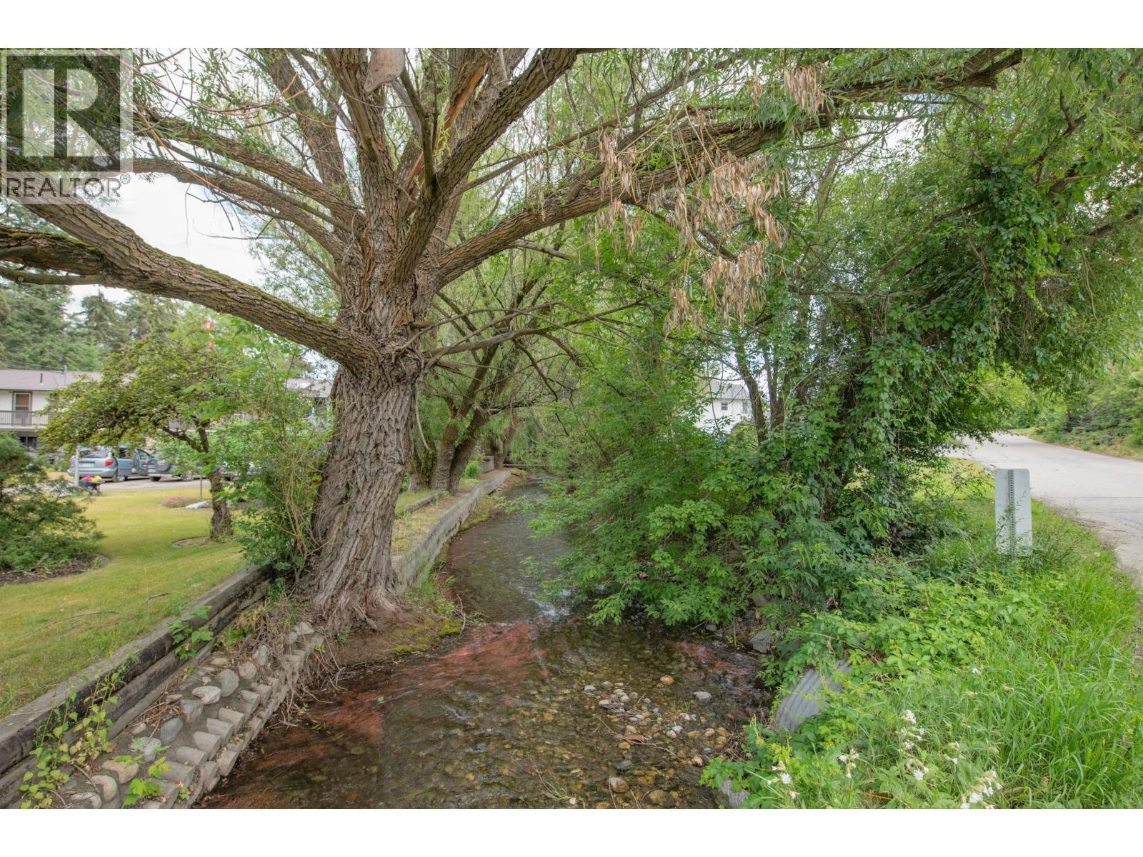 #210 505 Browne Road - Image 7