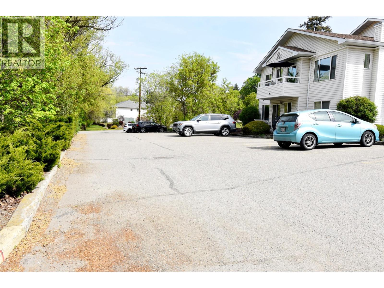 #210 505 Browne Road - 8