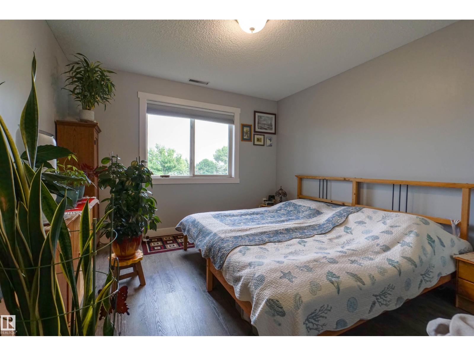#128 279 SUDER GREENS DR NW - 7