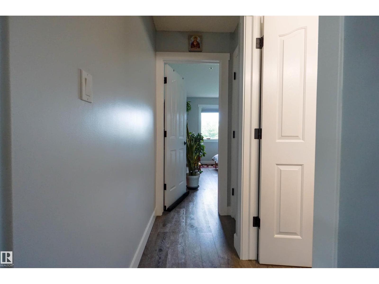 #128 279 SUDER GREENS DR NW - Image 8