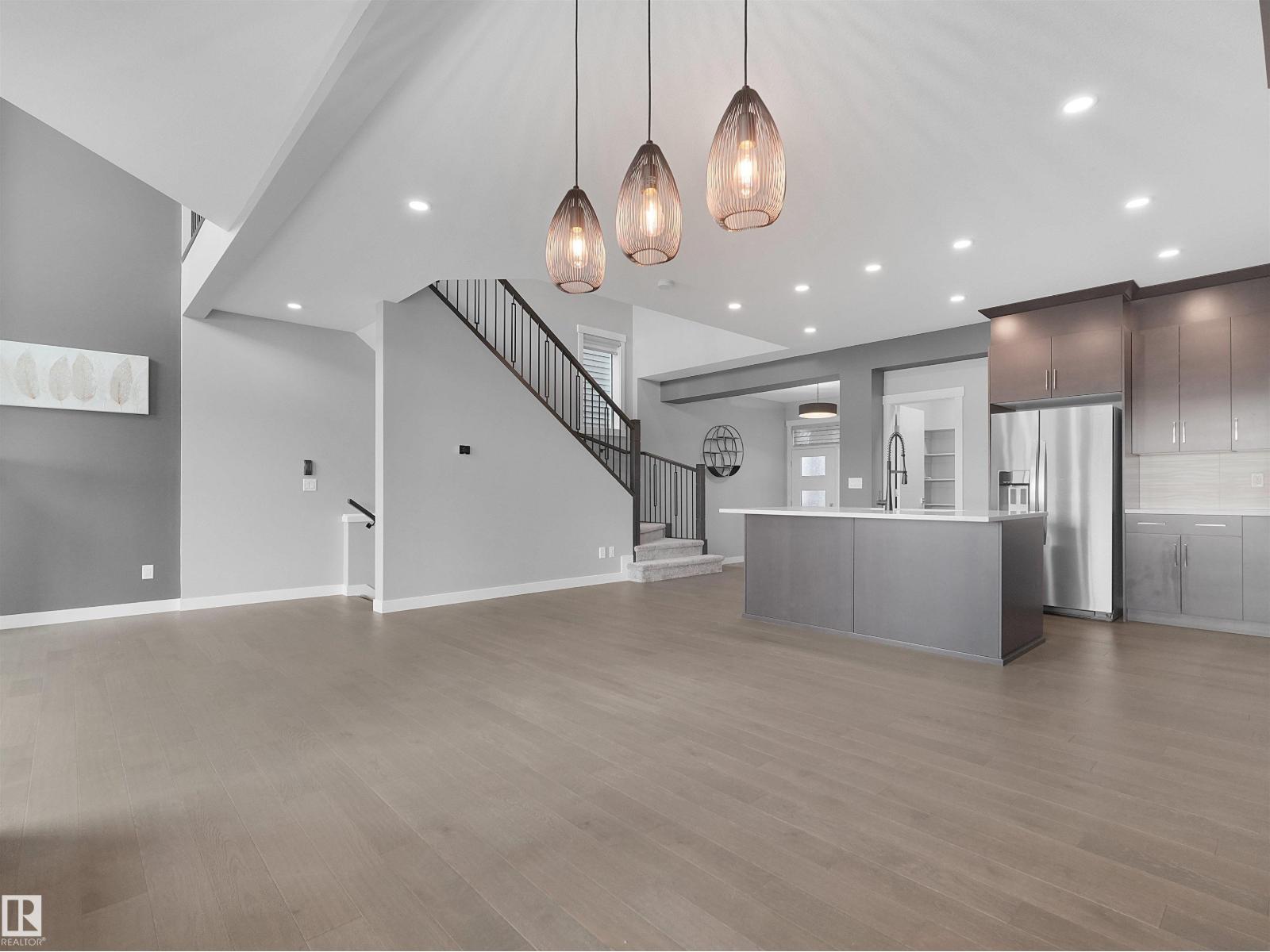 20715 27 Avenue NW - Photo 20