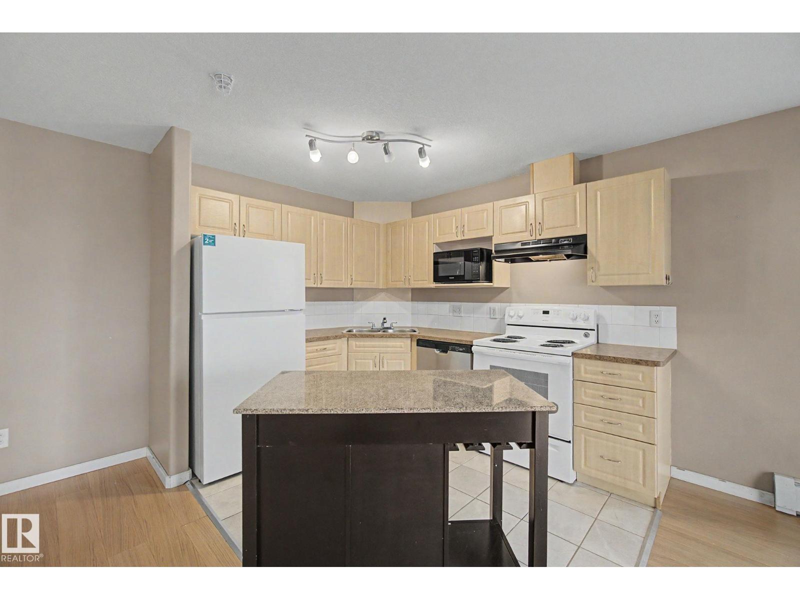 323 240 SPRUCE RIDGE Road - Photo 7