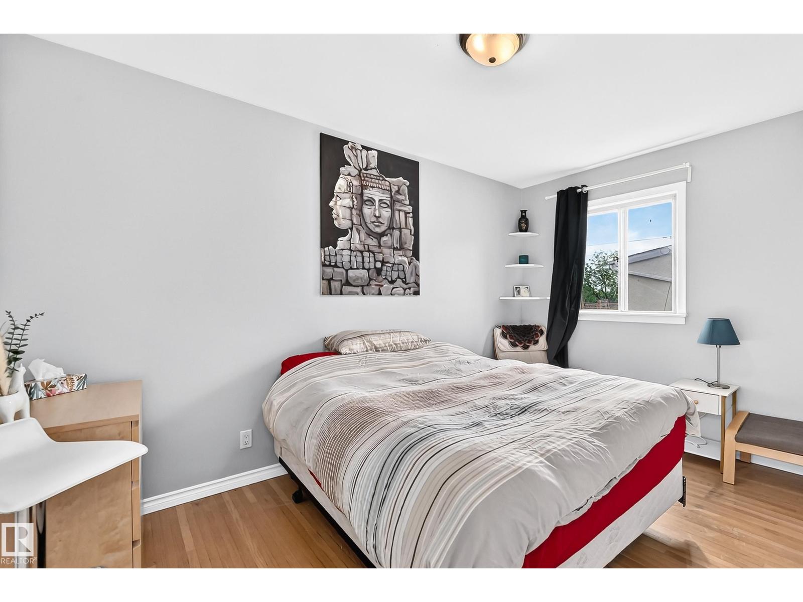 12405 126 ST NW - 12