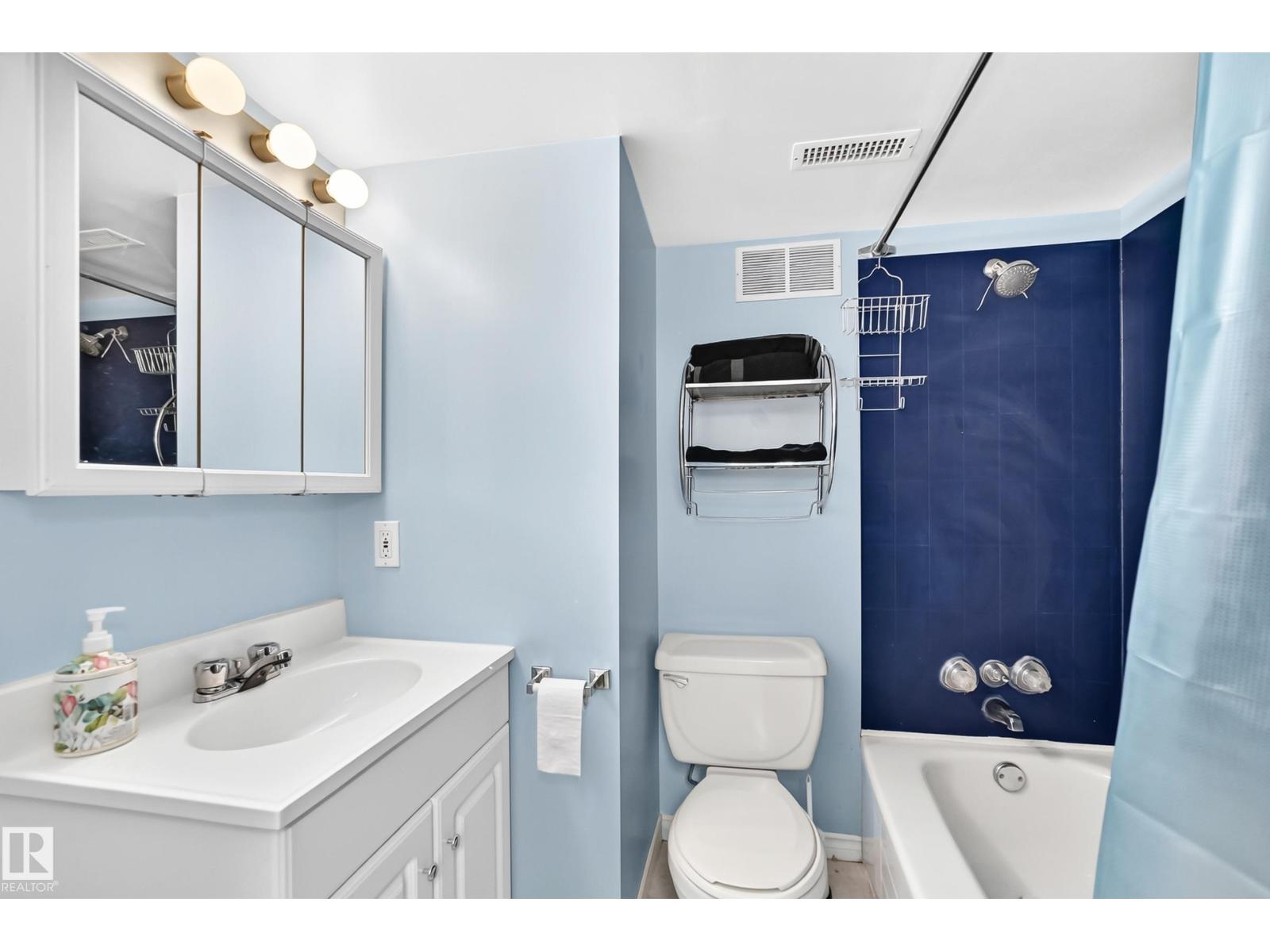 12405 126 Street NW - Photo 21