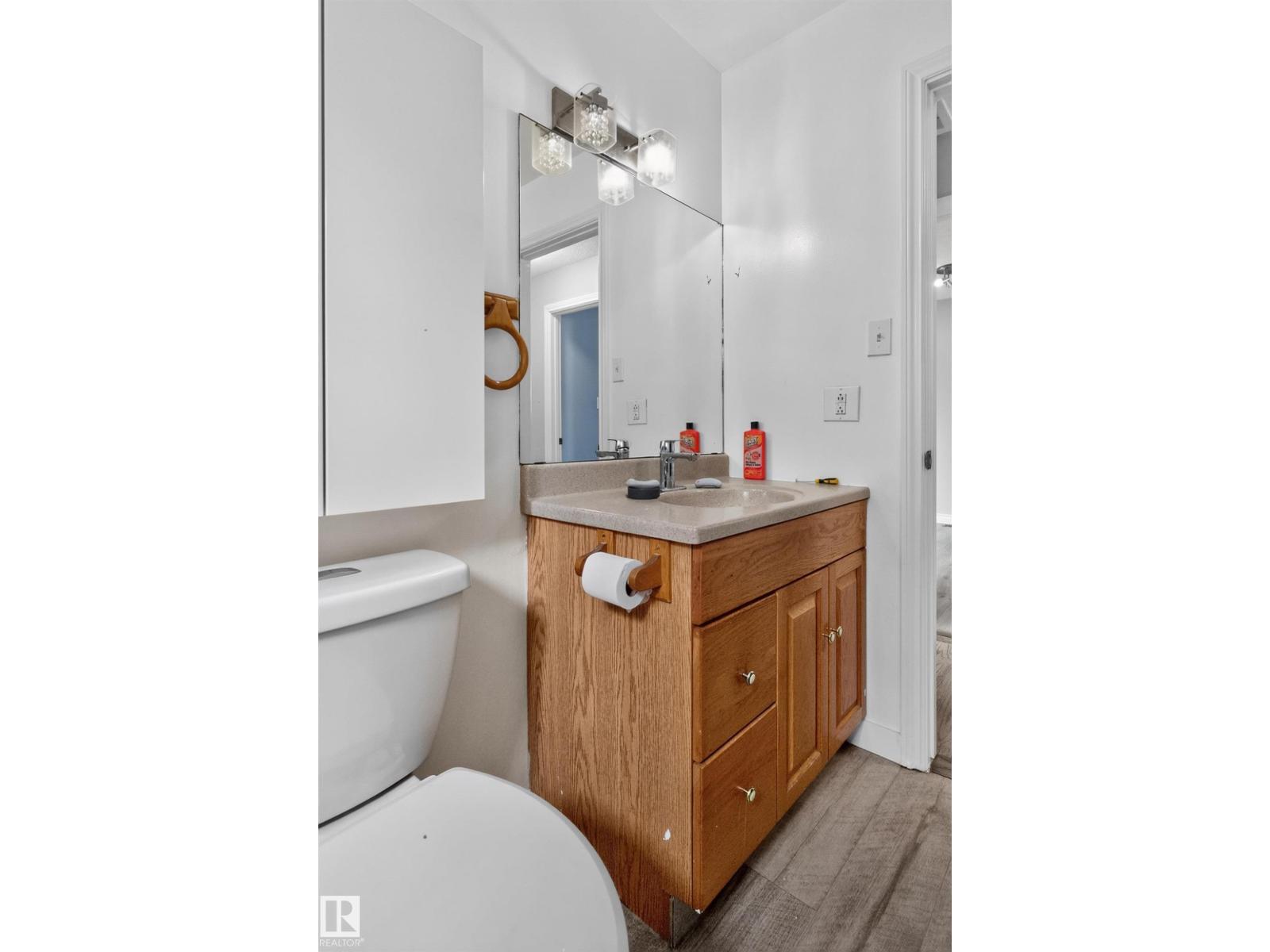 4628 37 Avenue NW - Photo 22