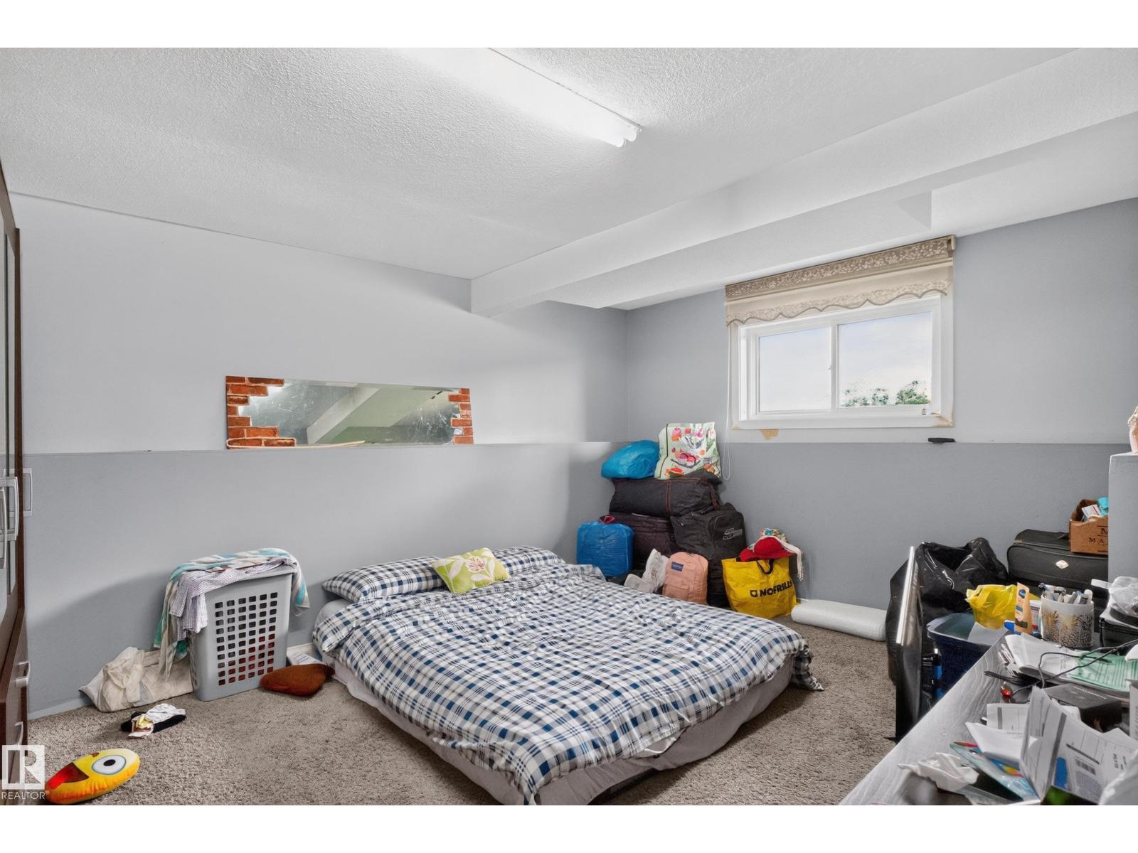 4628 37 Avenue NW - Photo 41