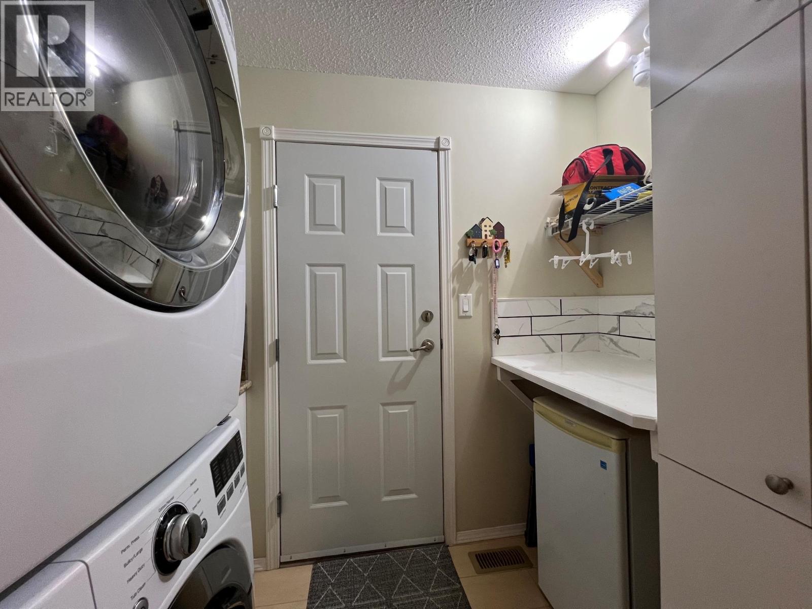 524 5 Street - 25
