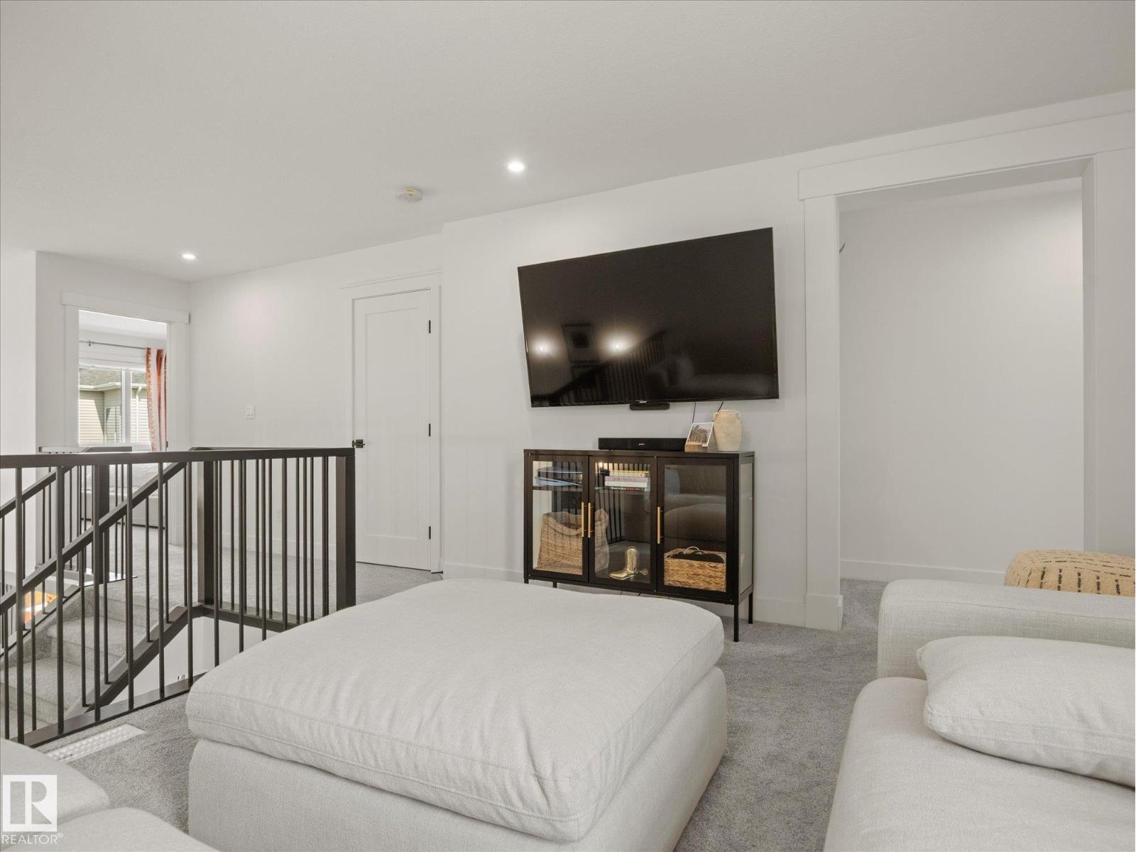 3808 42 AV - Image 19