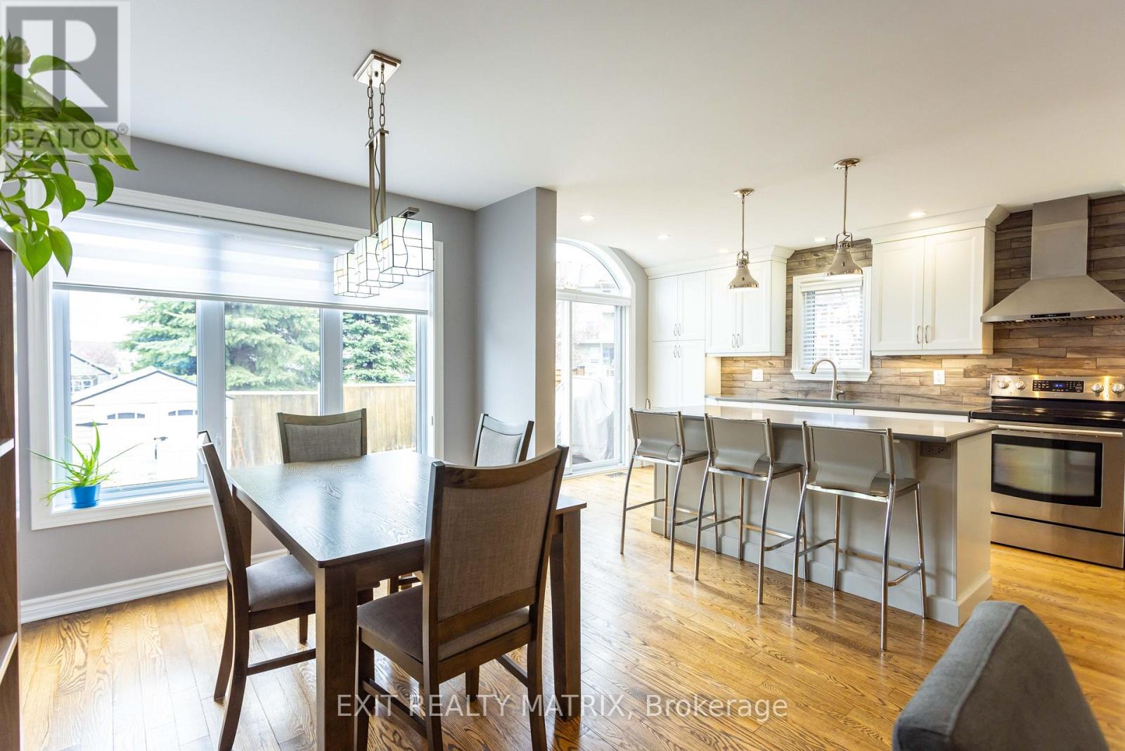 3 Bed, 3 Bath House for Sale in Ottawa – 195 TAPLEY PLACE, Ottawa – MLS# X13675644 - Image 10