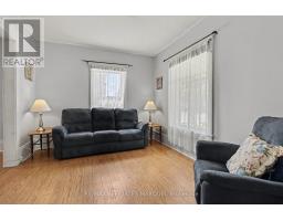 77 Russell Street E, Smiths Falls, ON K7A1G8 Photo 6