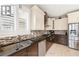 Family room - 293 Huntsville Drive, Ottawa, ON K2T0H1 Photo 15