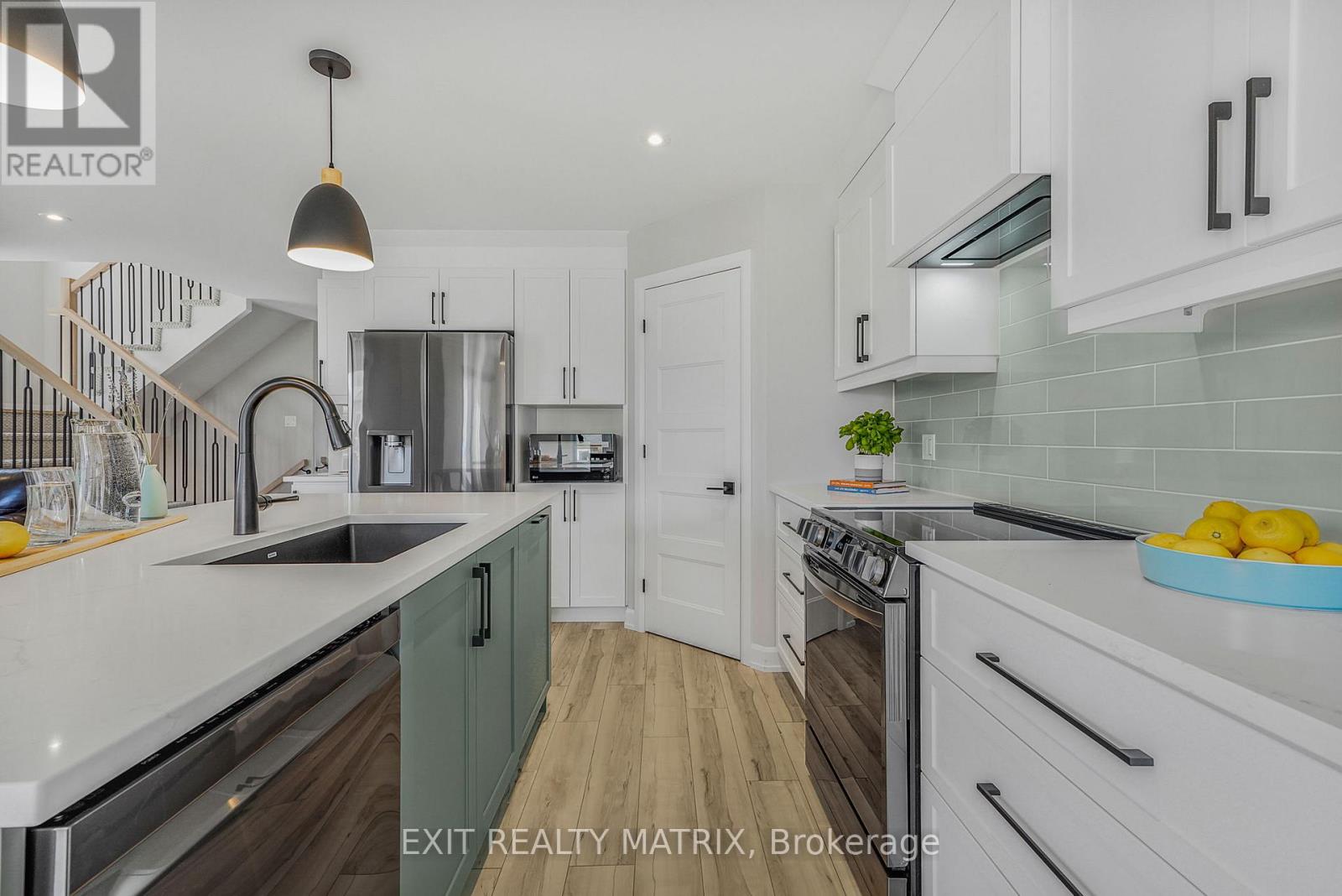 5 Bed, 4 Bath House for Sale in Russell – 1202 MONTBLANC CRESCENT, Russell – MLS# X13675820 - Image 17