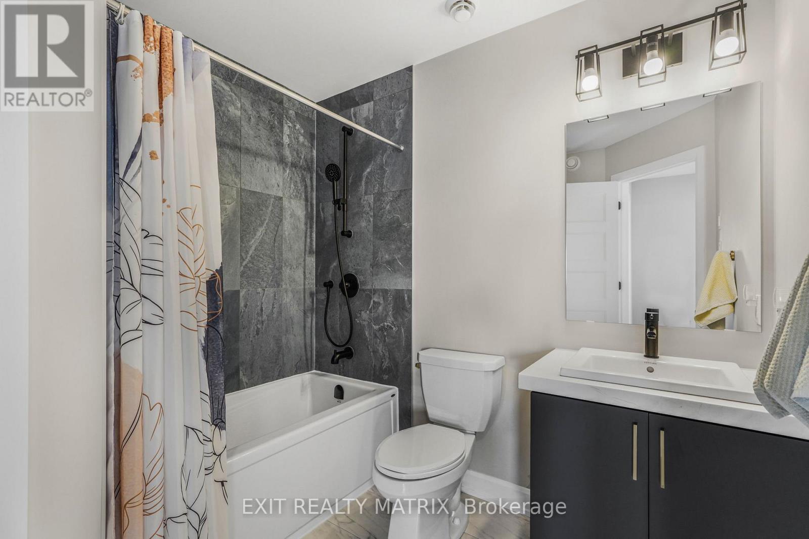 5 Bed, 4 Bath House for Sale in Russell – 1202 MONTBLANC CRESCENT, Russell – MLS# X13675820 - Image 21