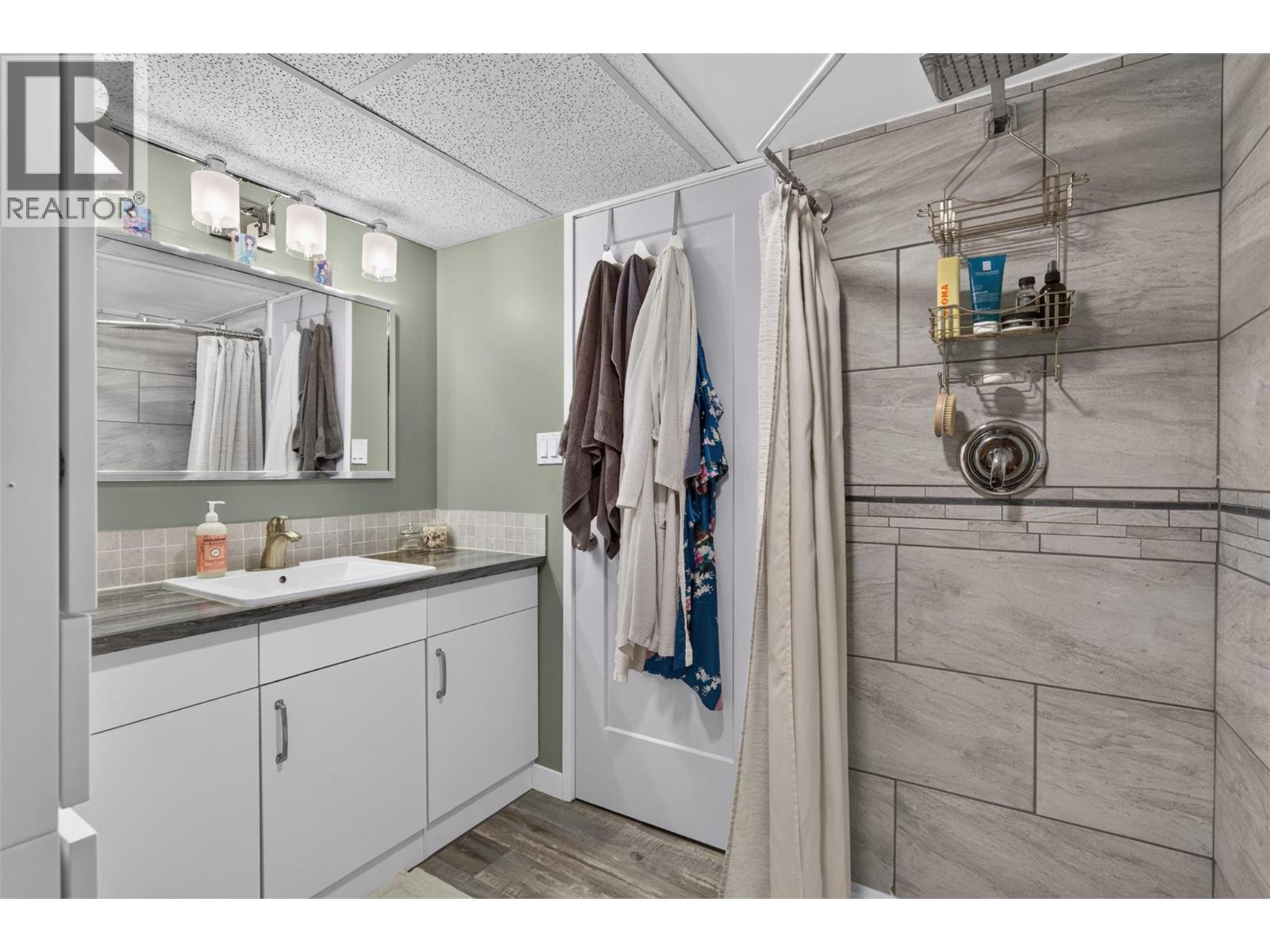 3703 Commonage Crescent, Vernon