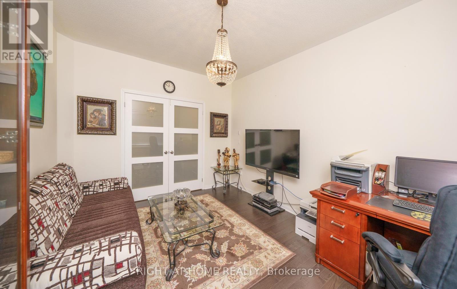 2 CLIFF THOMPSON COURT - 9