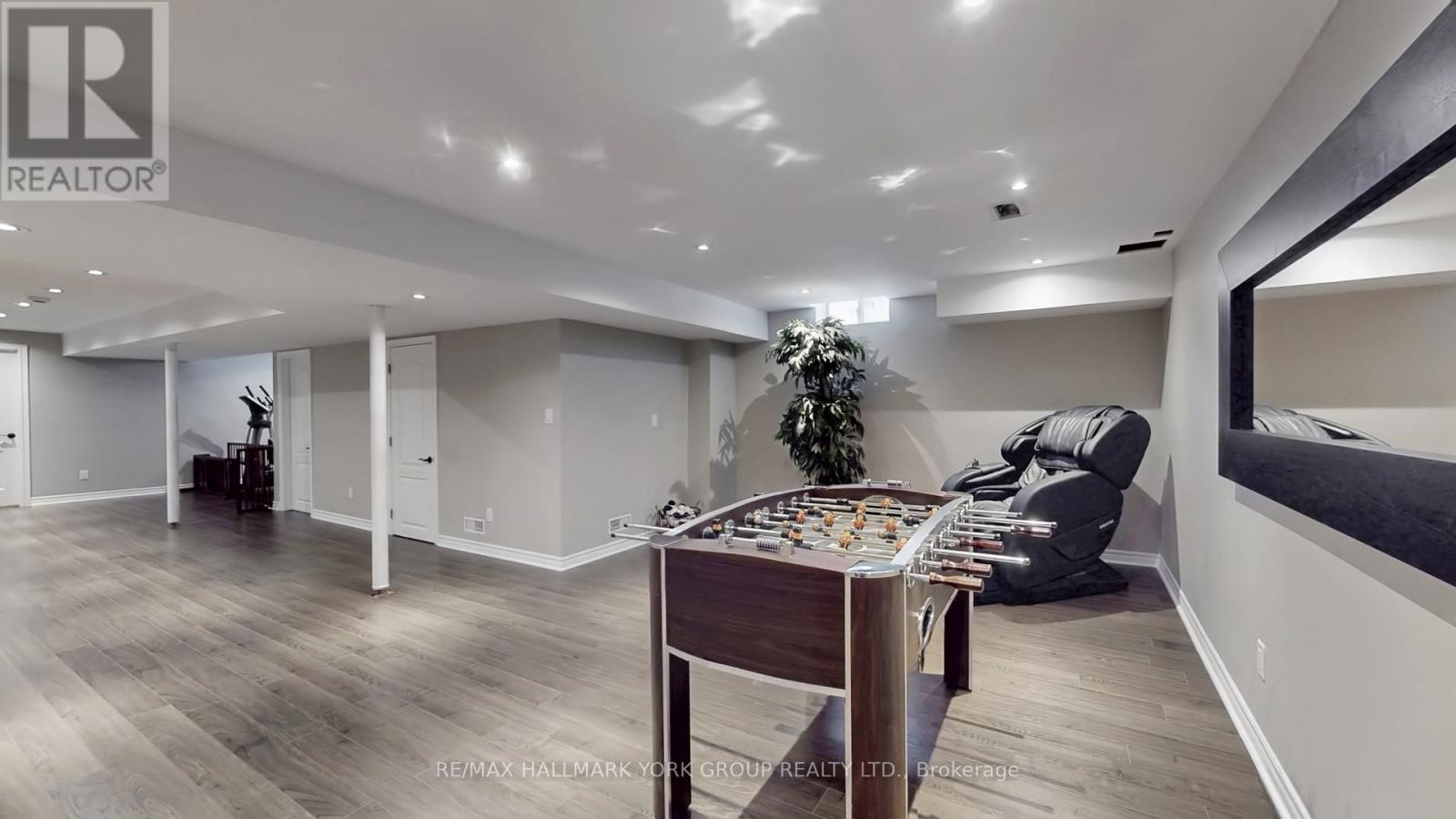1141 QUICK STREET - 29