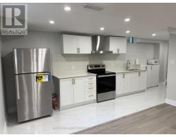 58 Squire Drive, Richmond Hill, ON L4S1C5 Photo 7