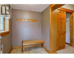 Living room - 238 Mary Street, Orillia, ON L3V3E6 Photo 10