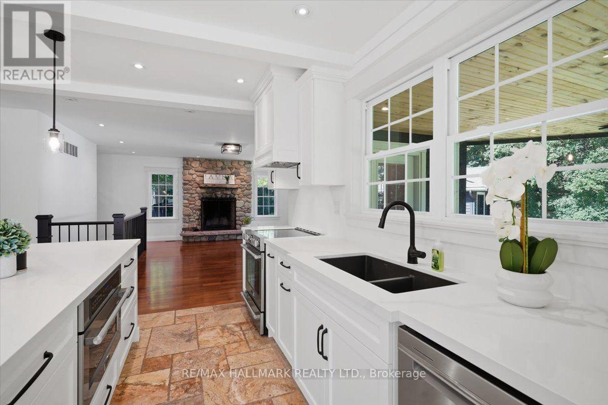 105 DUCKWORTH STREET - Image 18