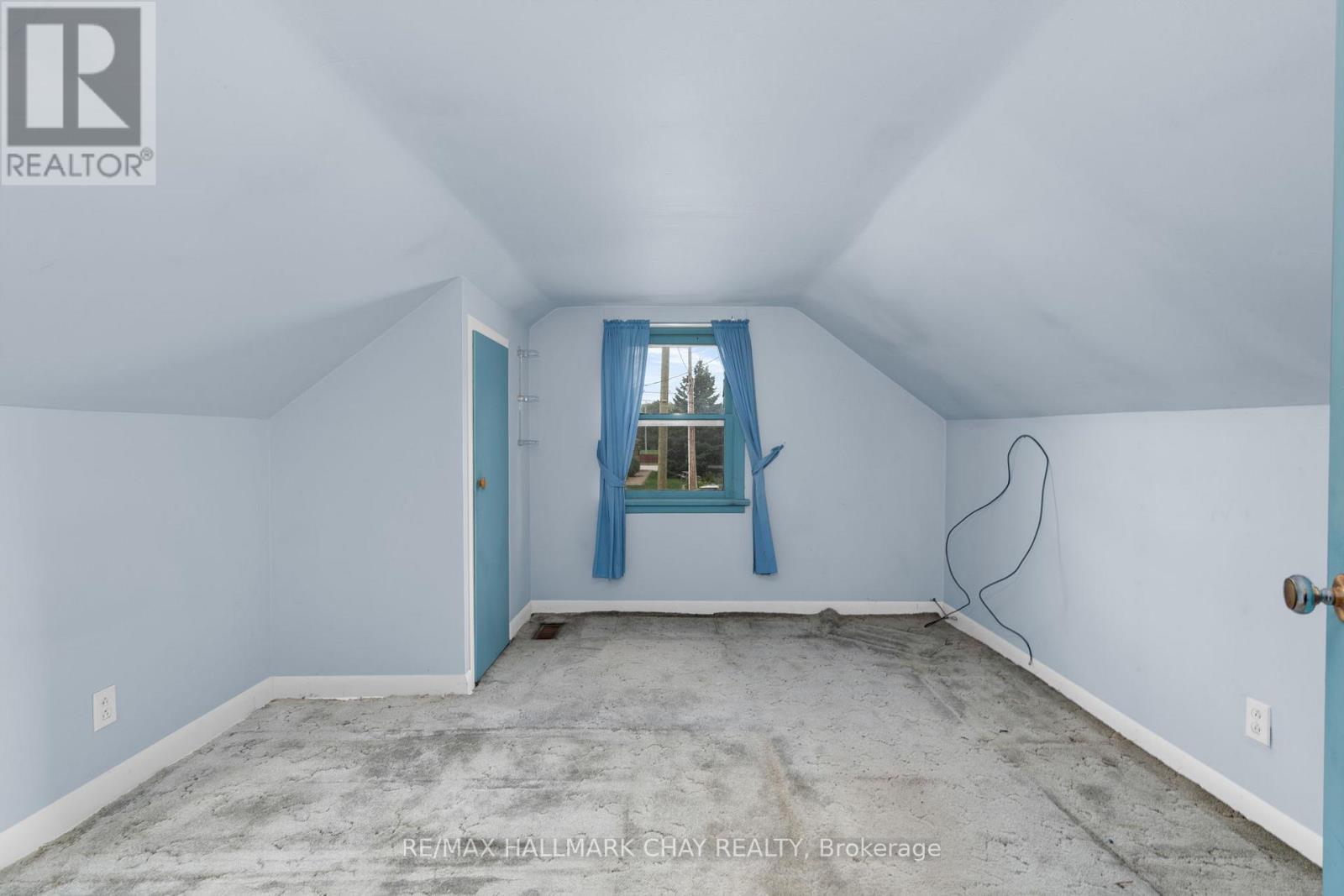 7 CAROLINE STREET E - 15