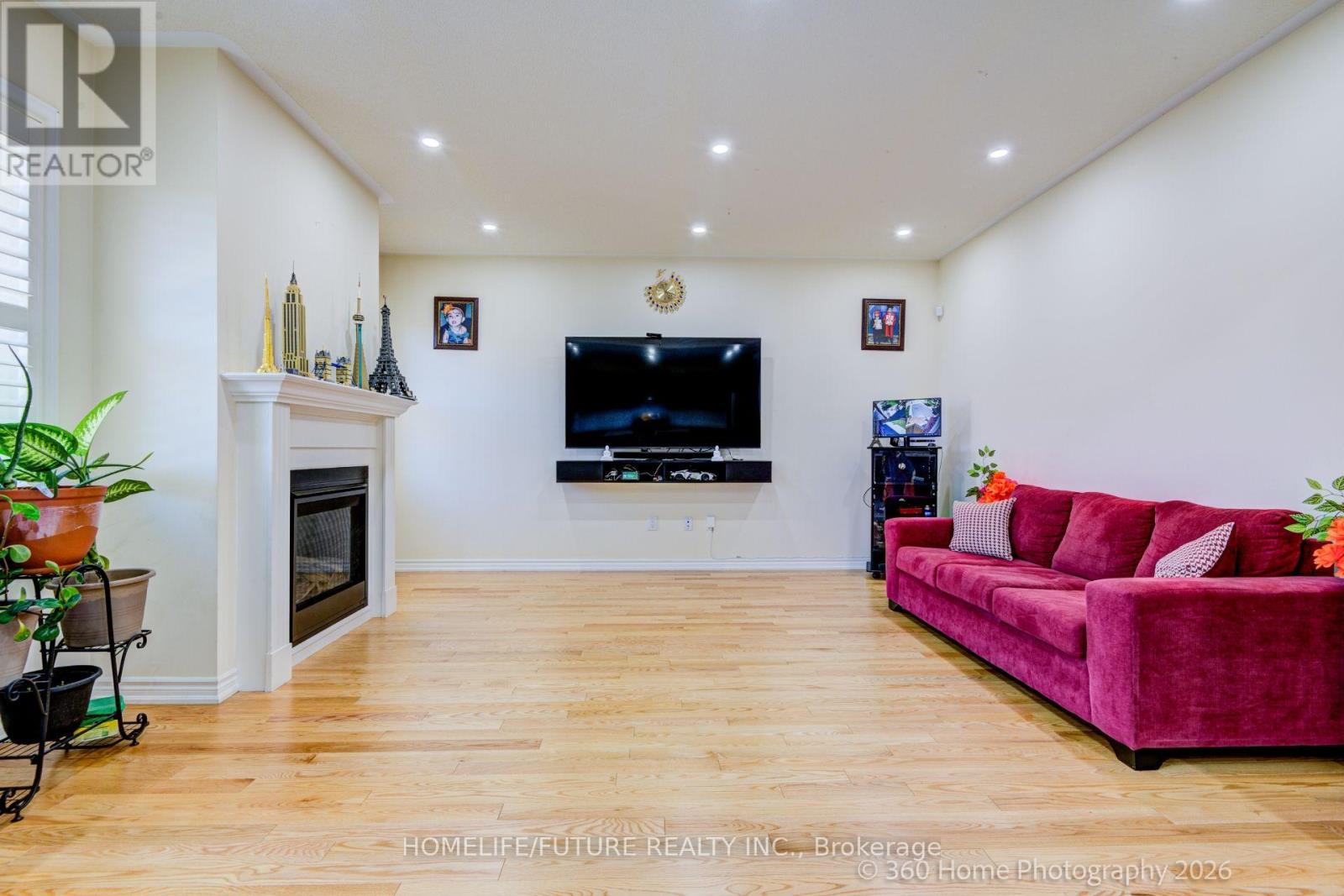 42 SAMUEL CRESCENT - Image 11