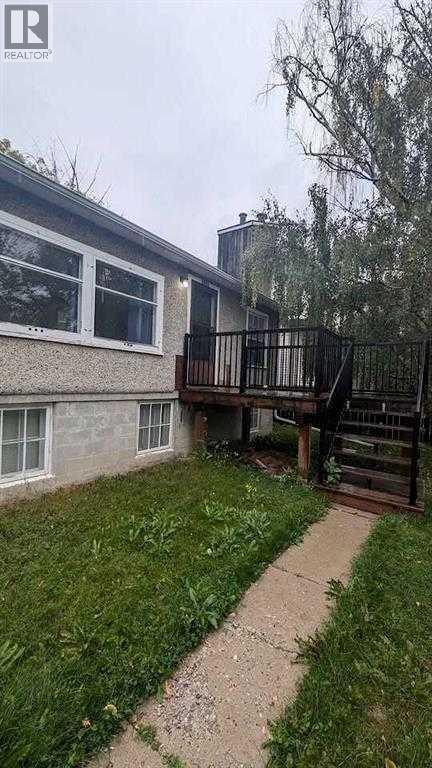 1436 22 Avenue NW - 2