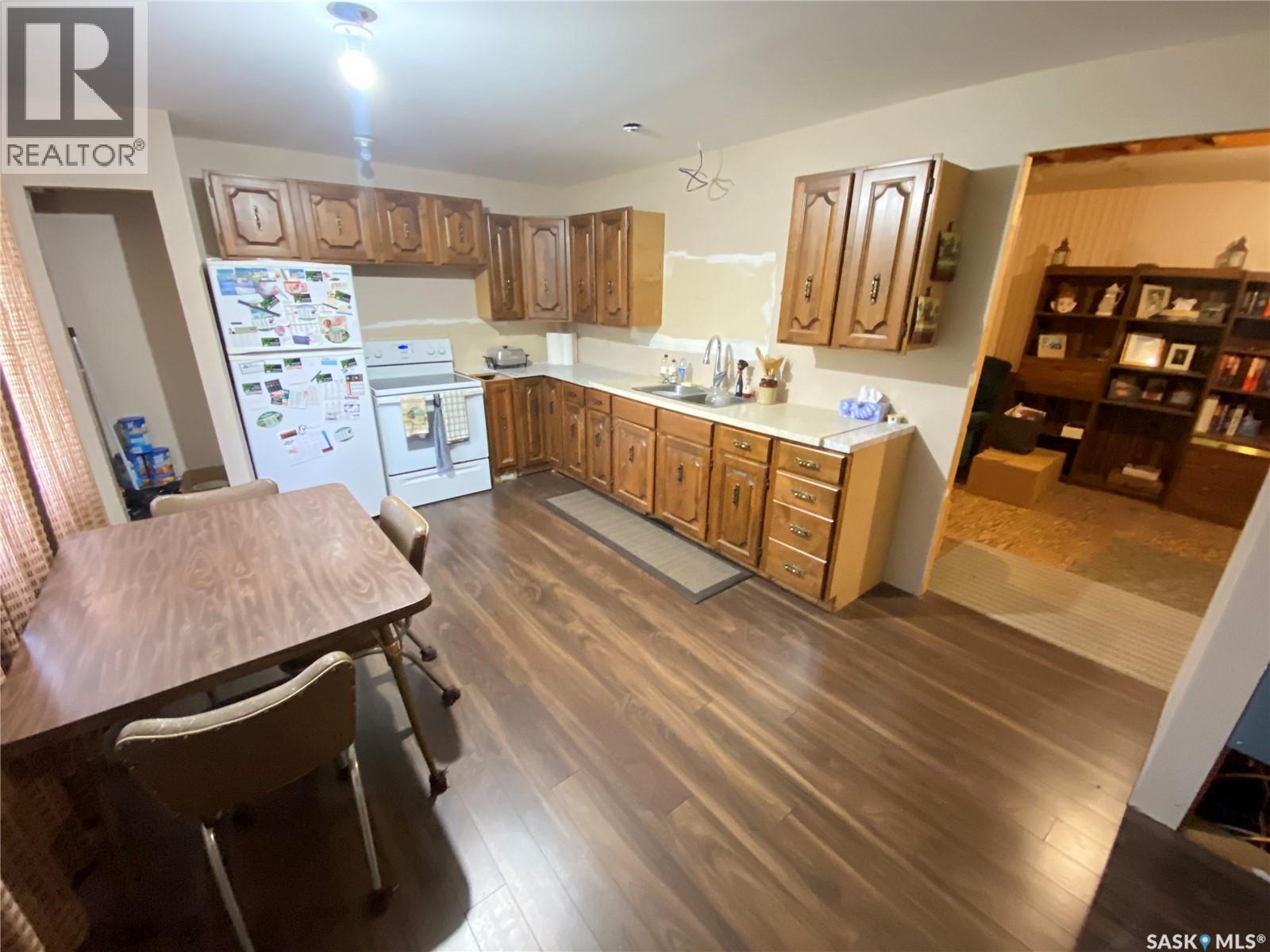 19 Willow CRESCENT - Image 3