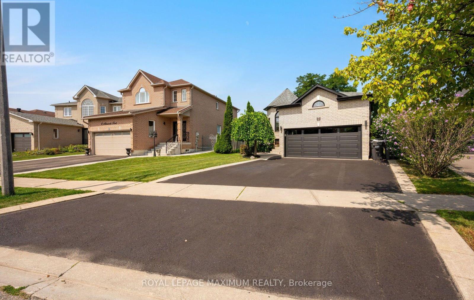 Property for sale at 8 ALBIWOODS TRAIL