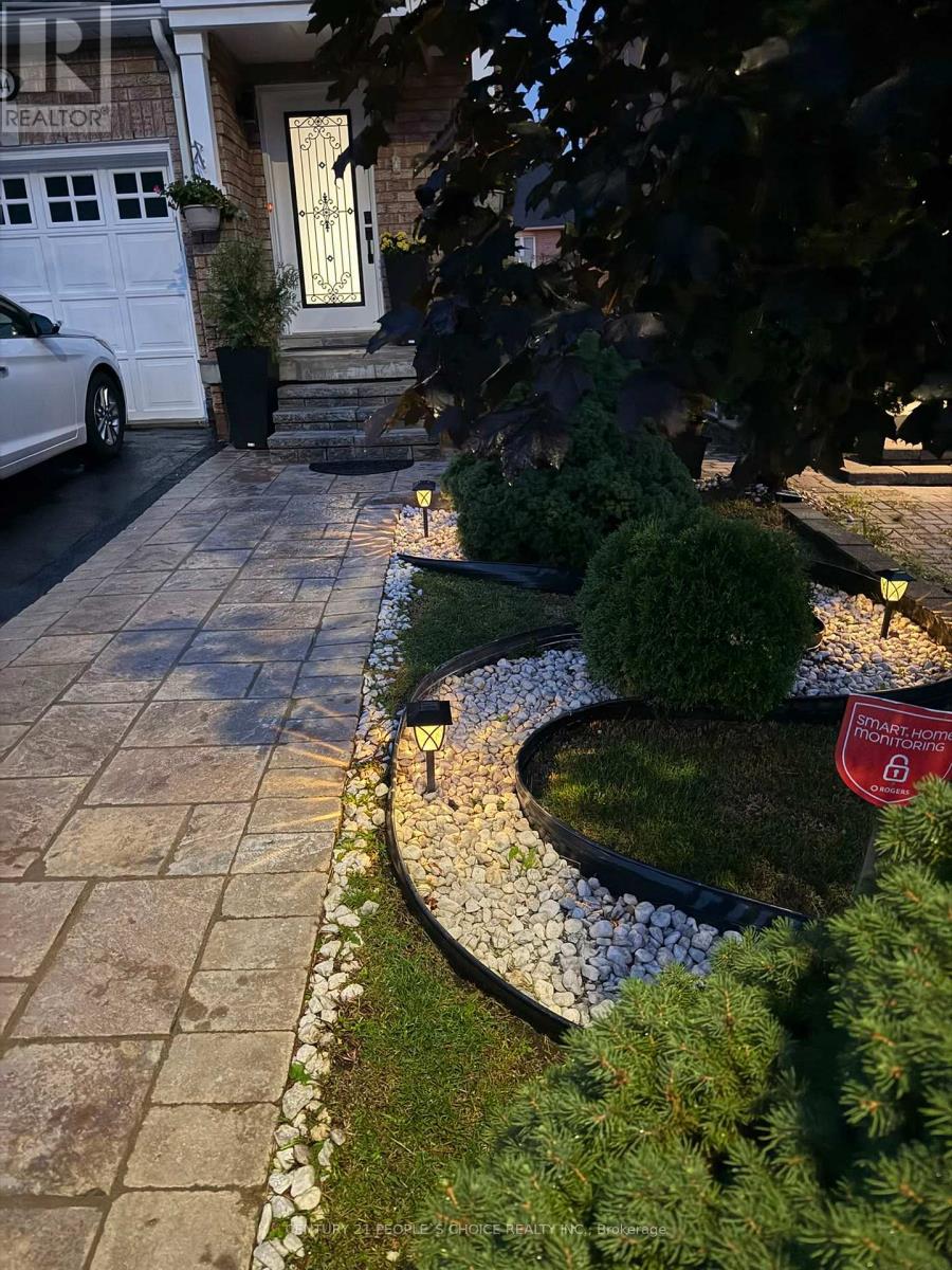 644 MADAME STREET - 50