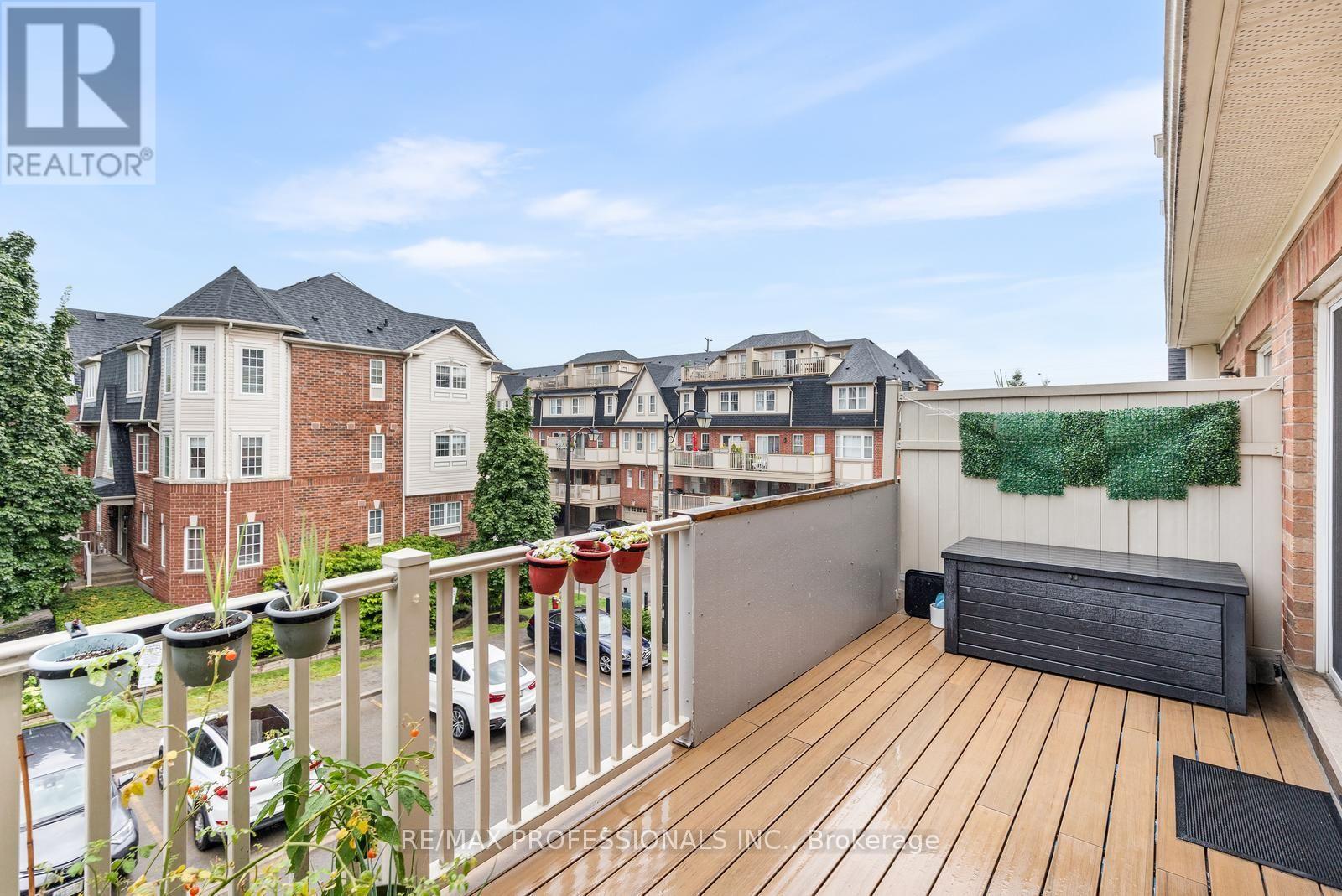 #5 3025 ELMCREEK ROAD - 23