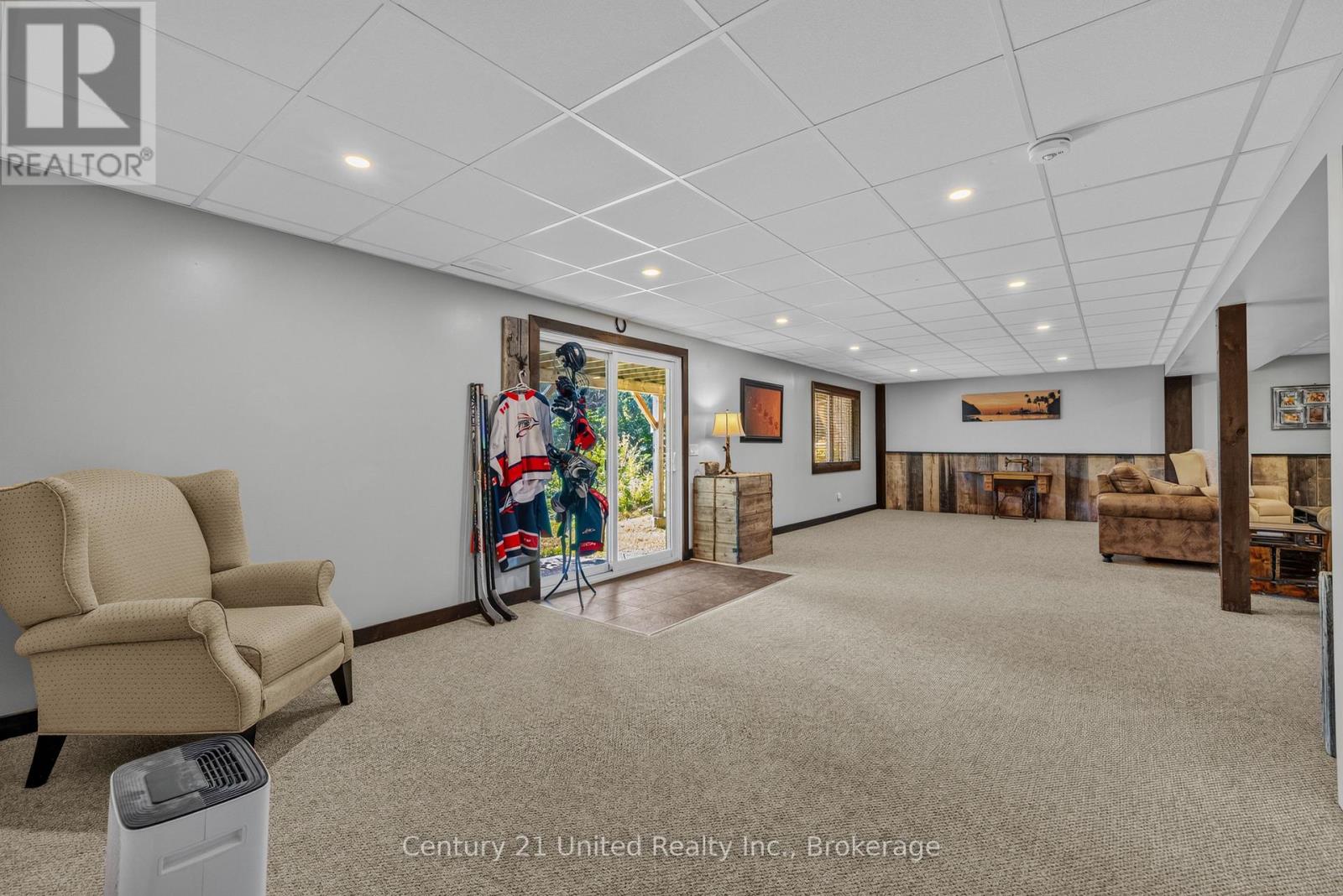 9015 HIGHWAY 28 - Image 32