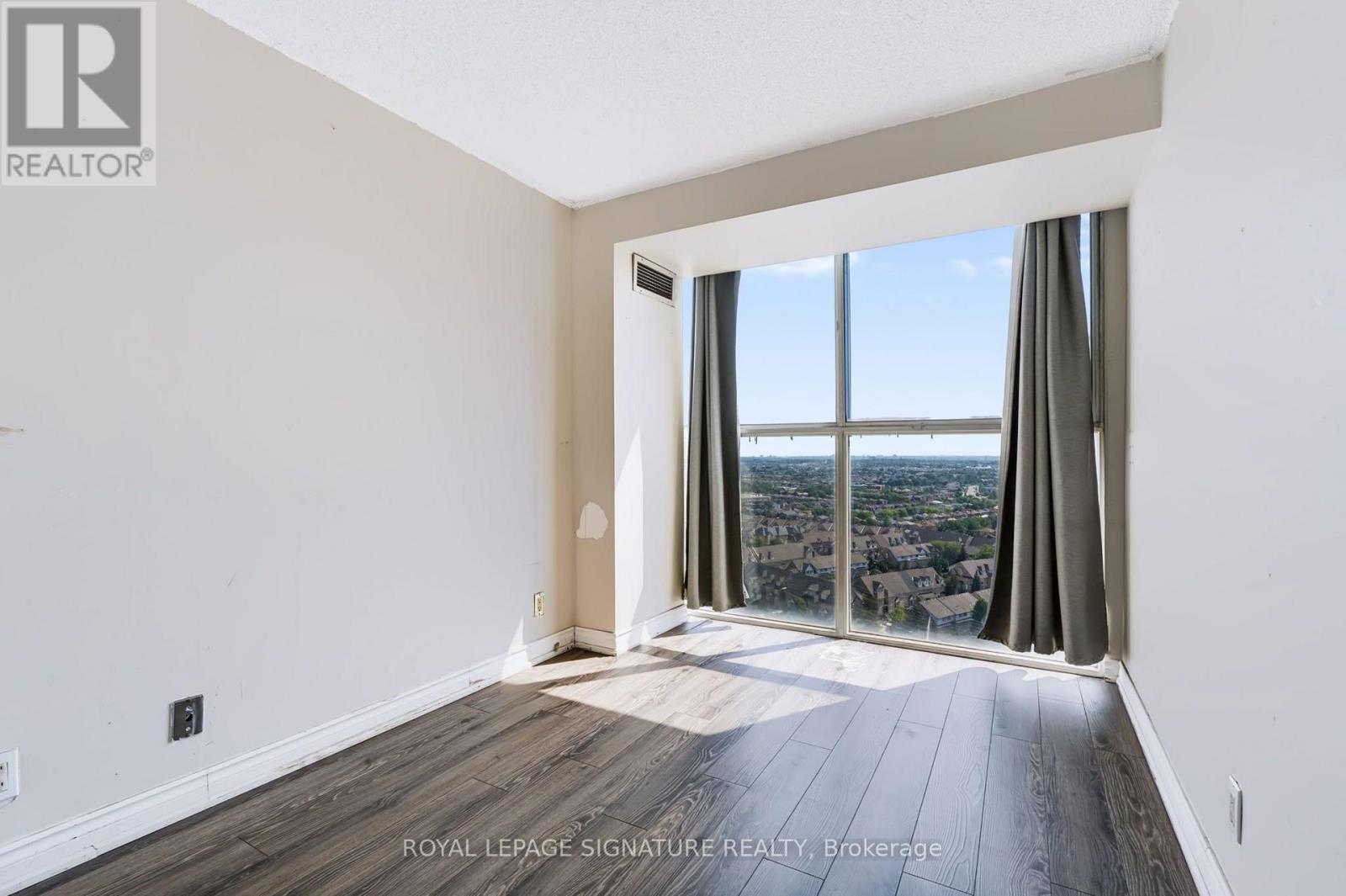 #2117 35 TRAILWOOD DRIVE - 10