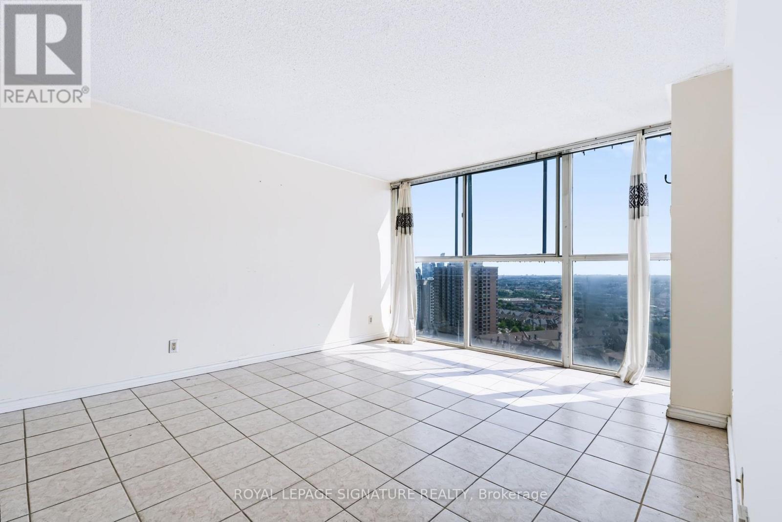 #2117 35 TRAILWOOD DRIVE - 2