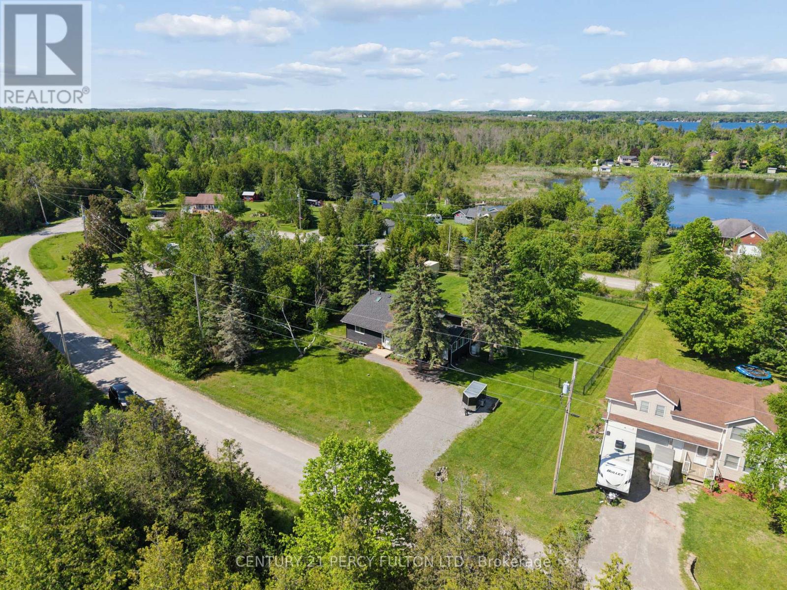 1935 PRATT'S MARINA ROAD - 36