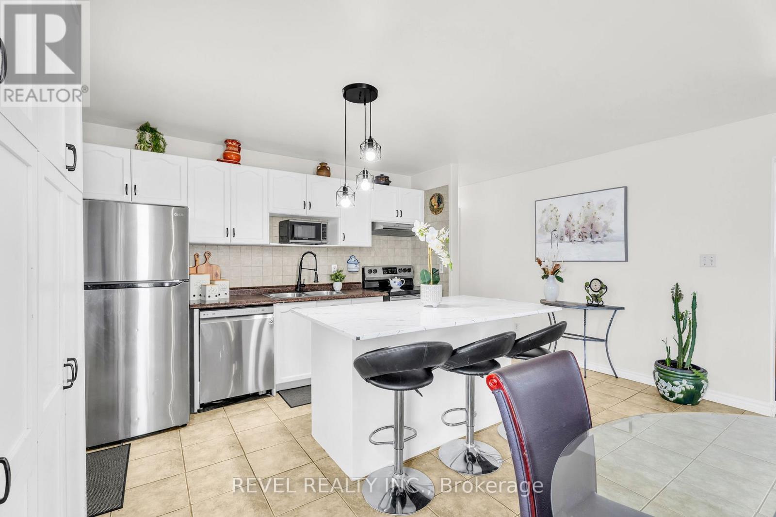 37 WILSON CRESCENT - Image 11