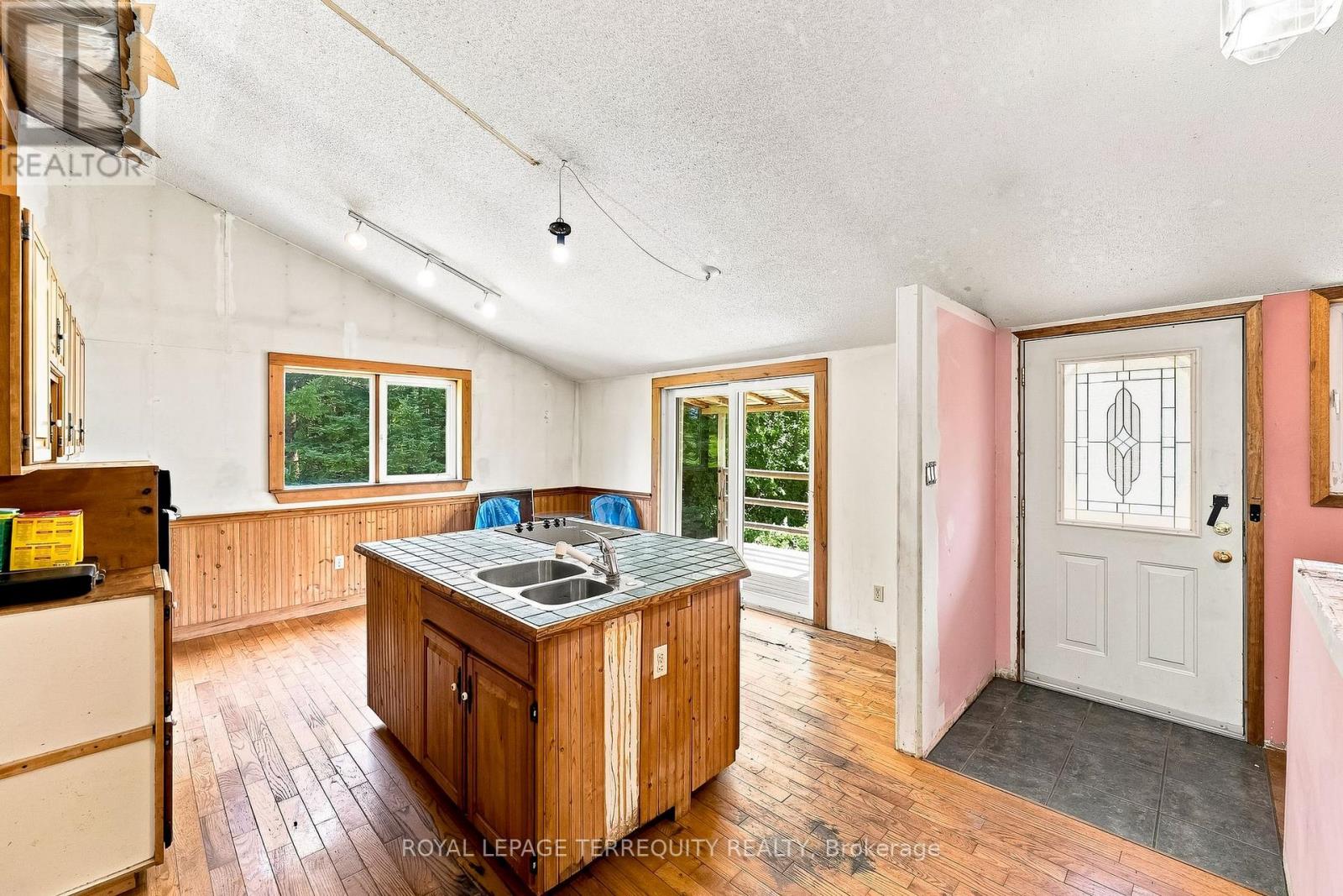 403 CONCESSION RD 12 E - Image 12