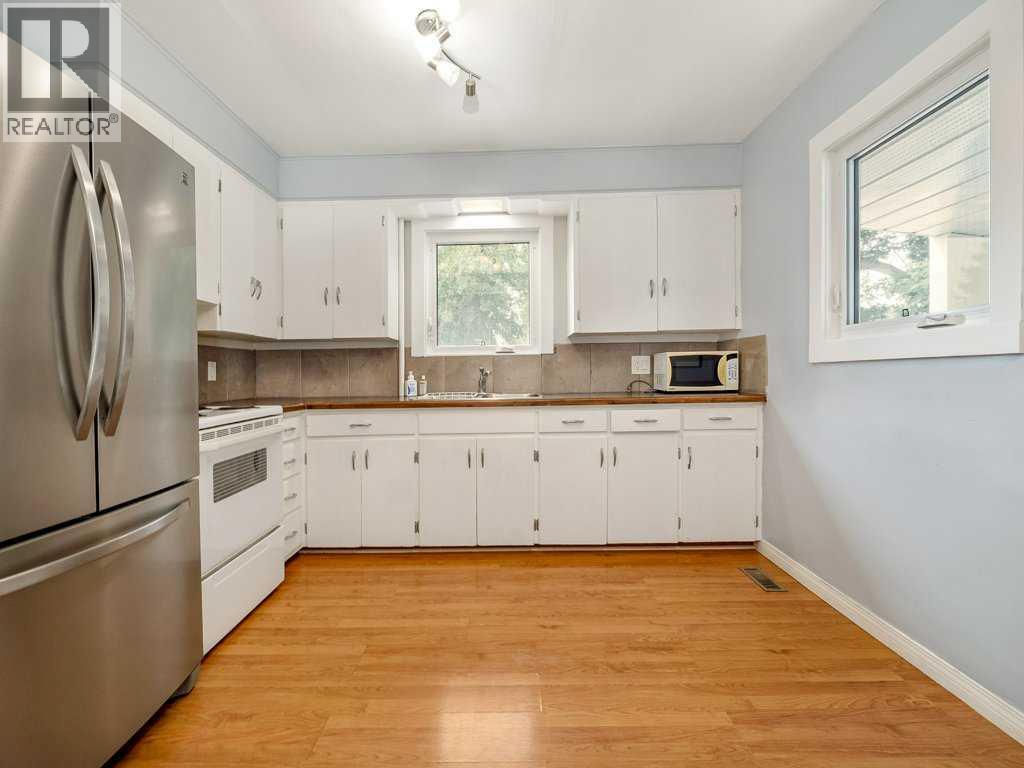 2209 22 Avenue - Photo 22