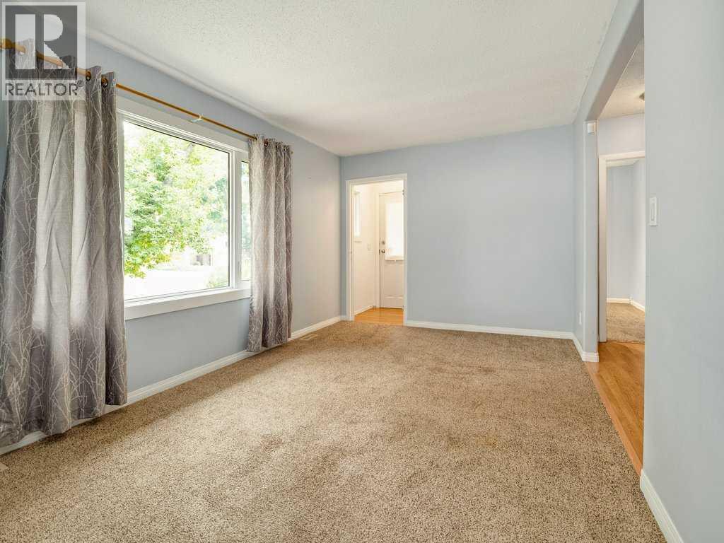 2209 22 Avenue - 13