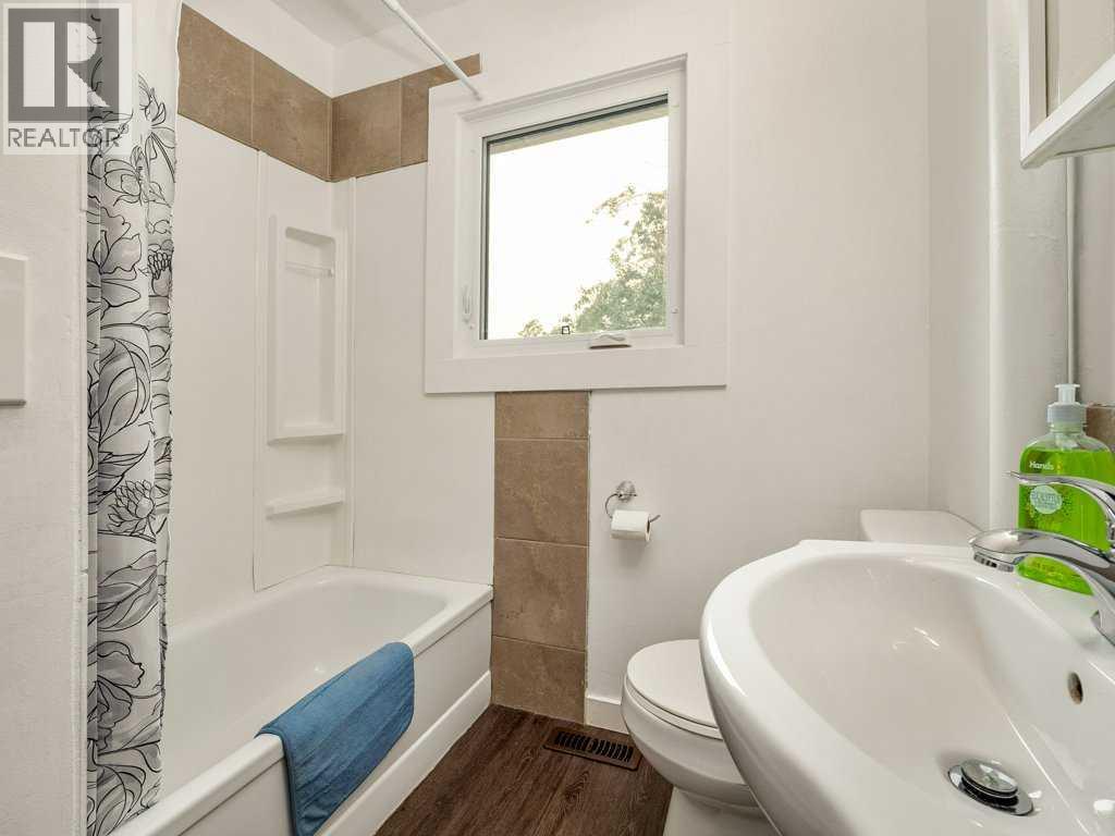 2209 22 Avenue - Photo 18