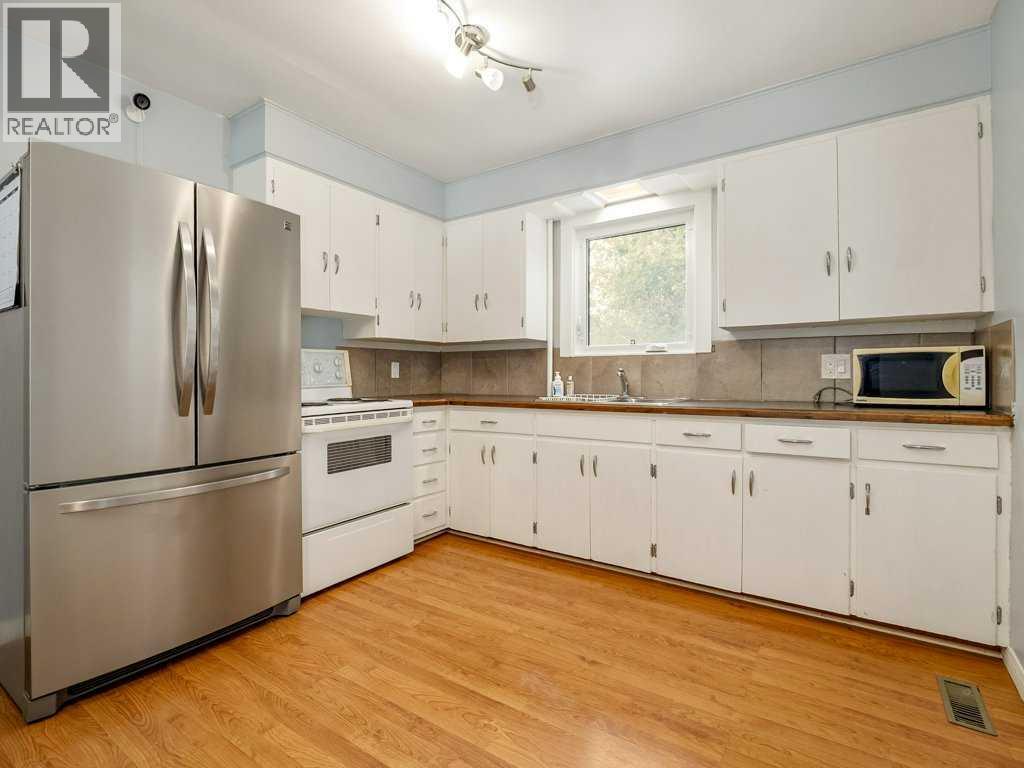 2209 22 Avenue - Photo 23