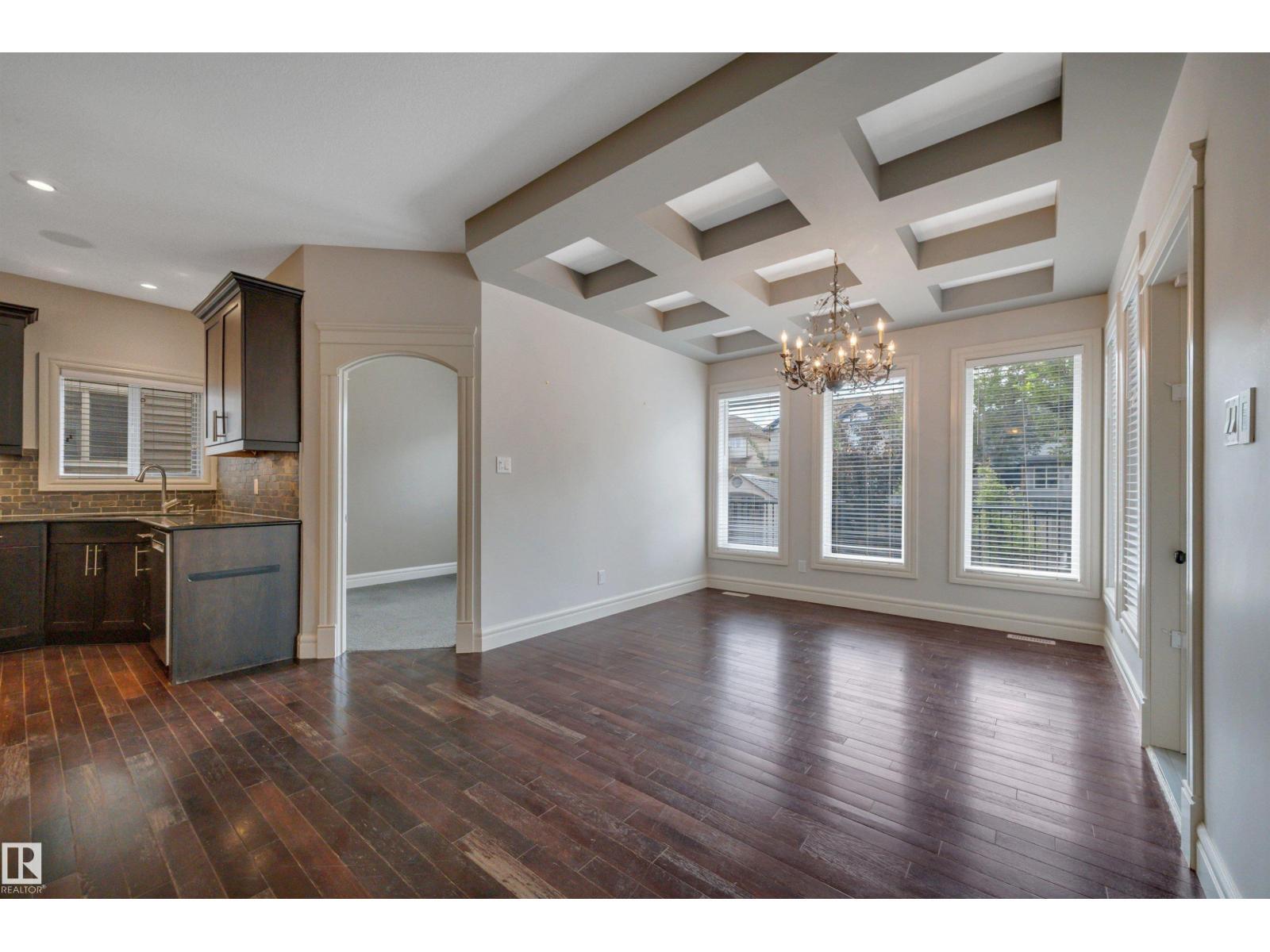 1047 ARMITAGE Crescent SW - Photo 20