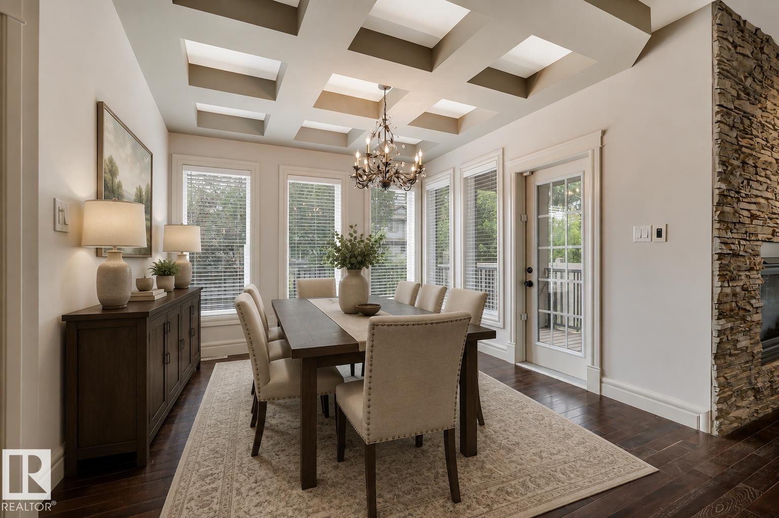 1047 ARMITAGE CR SW - 21
