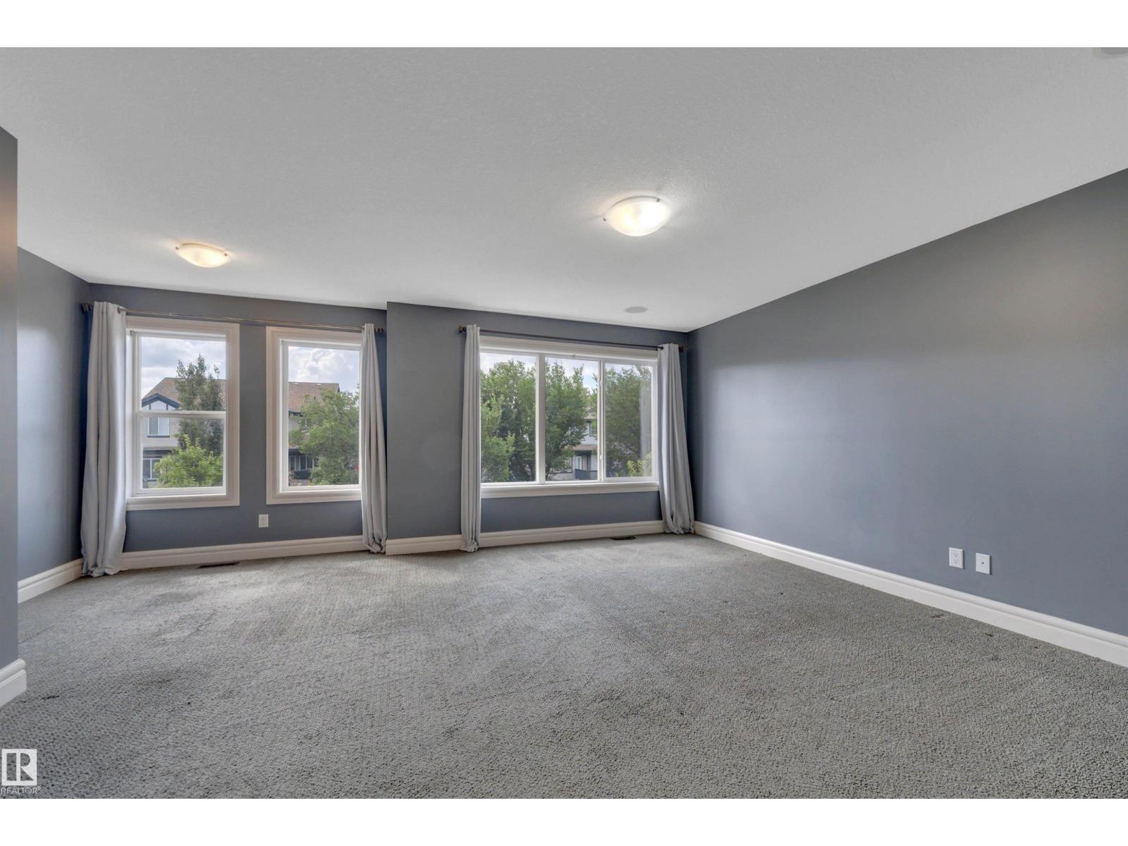 1047 ARMITAGE Crescent SW - Photo 36