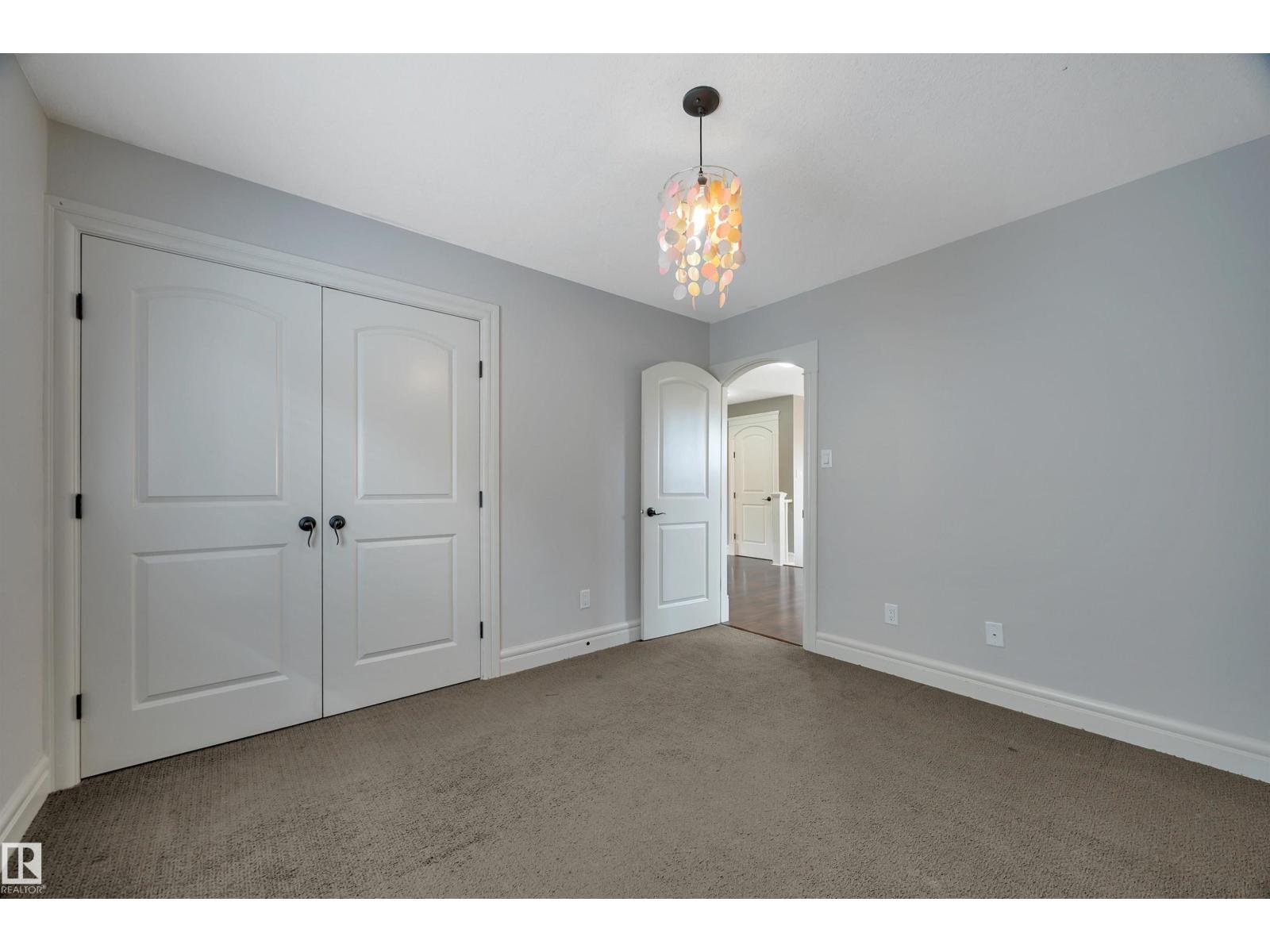 1047 ARMITAGE Crescent SW - Photo 47